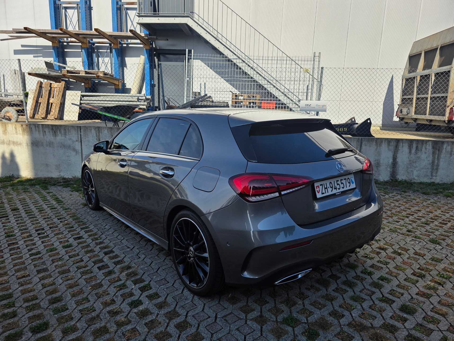 MERCEDES-BENZ A 180 Night Star AMG Line-image-1