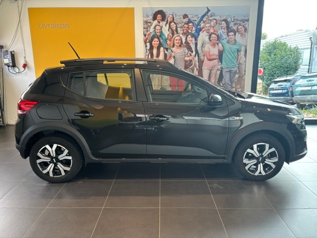 DACIA Sandero Stepway TCe 90 Expression CVT-showroom-element-1