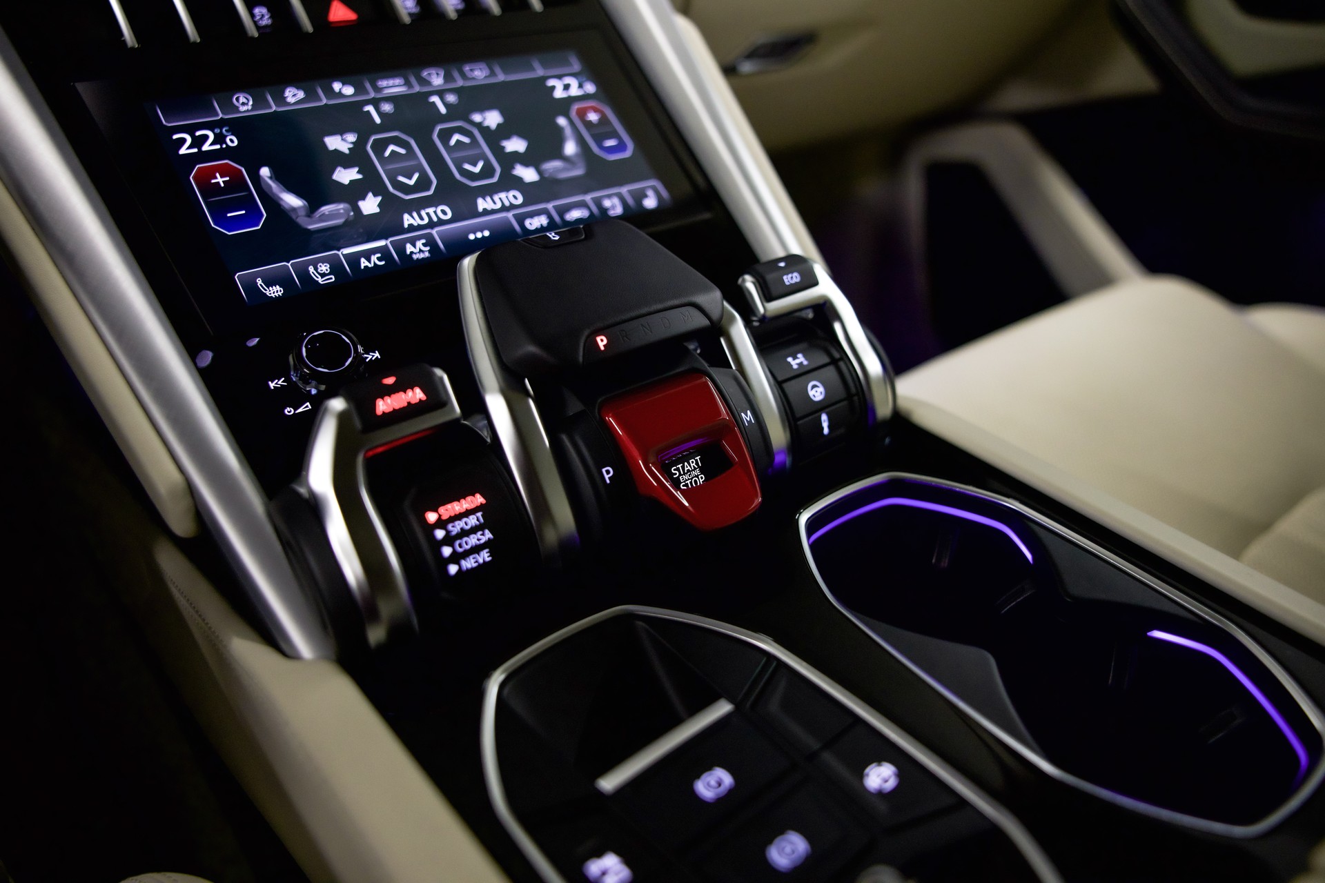 LAMBORGHINI Urus S E-Gear *Werkslackierung Verde Turbine Matt*-image-32