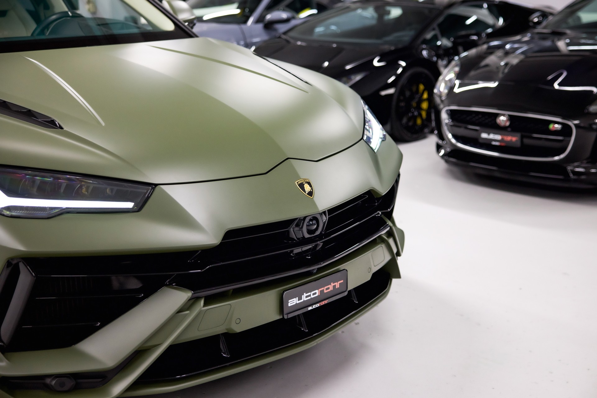 LAMBORGHINI Urus S E-Gear *Werkslackierung Verde Turbine Matt*-image-9