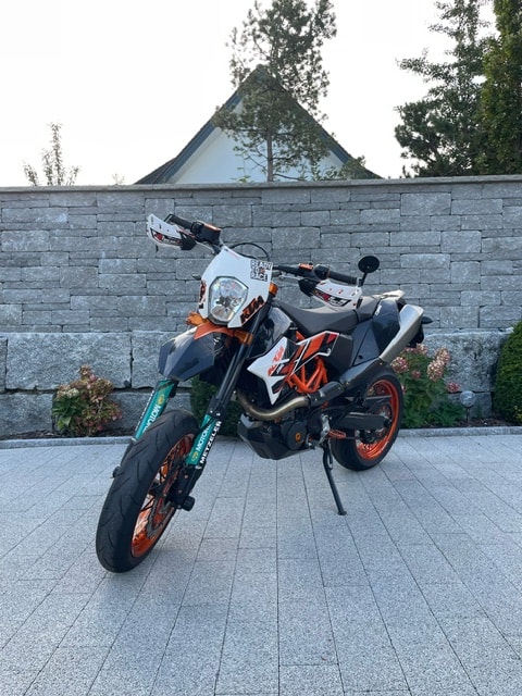 KTM 690 SMC R-image-0