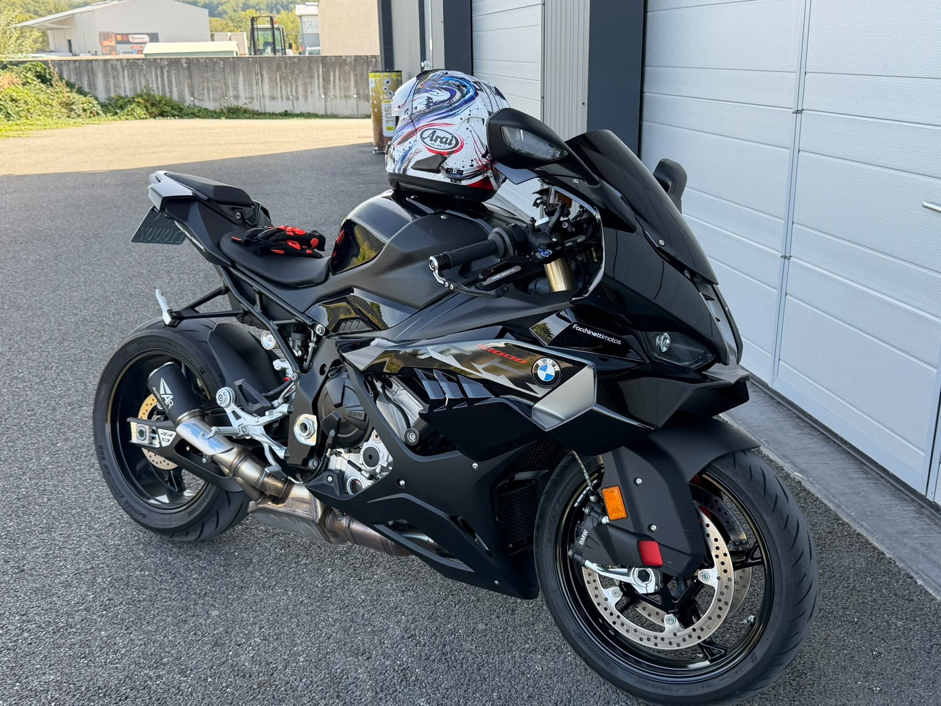 BMW S 1000 RR-image-0