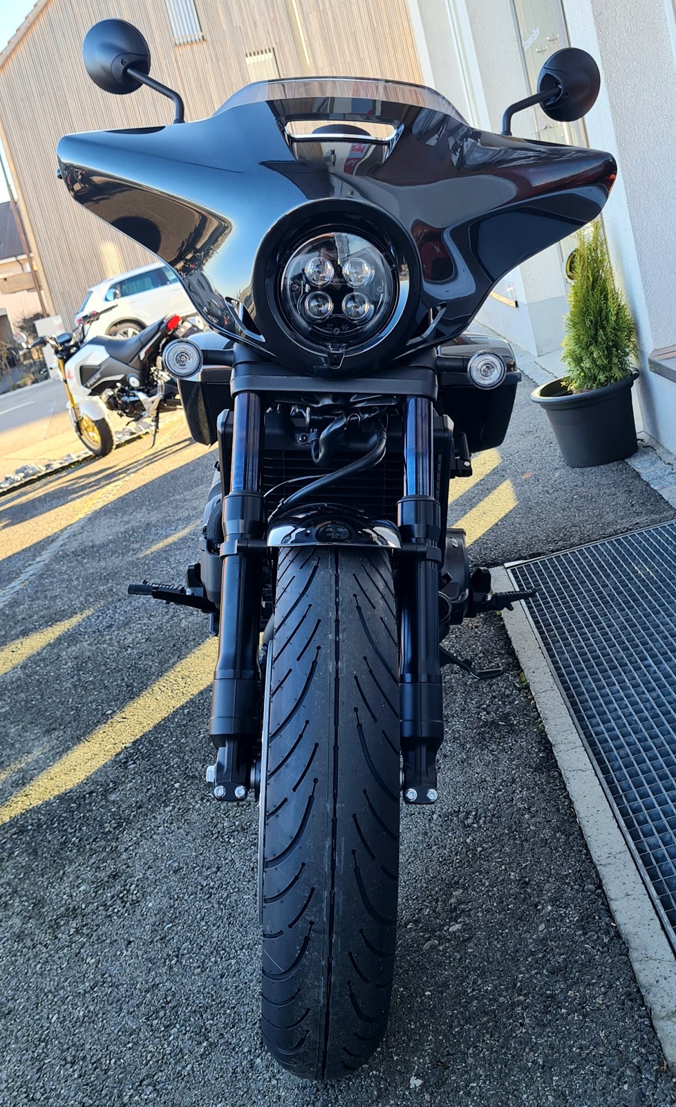 HONDA CMX 1100 DCT Touring-image-1