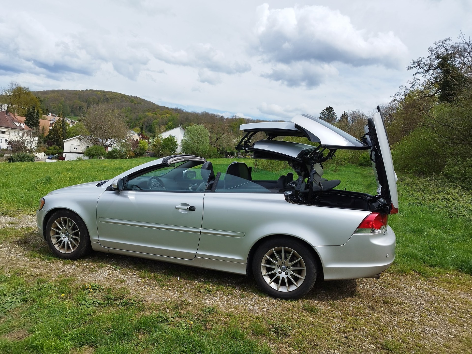 VOLVO C70 T5 Summum-image-3