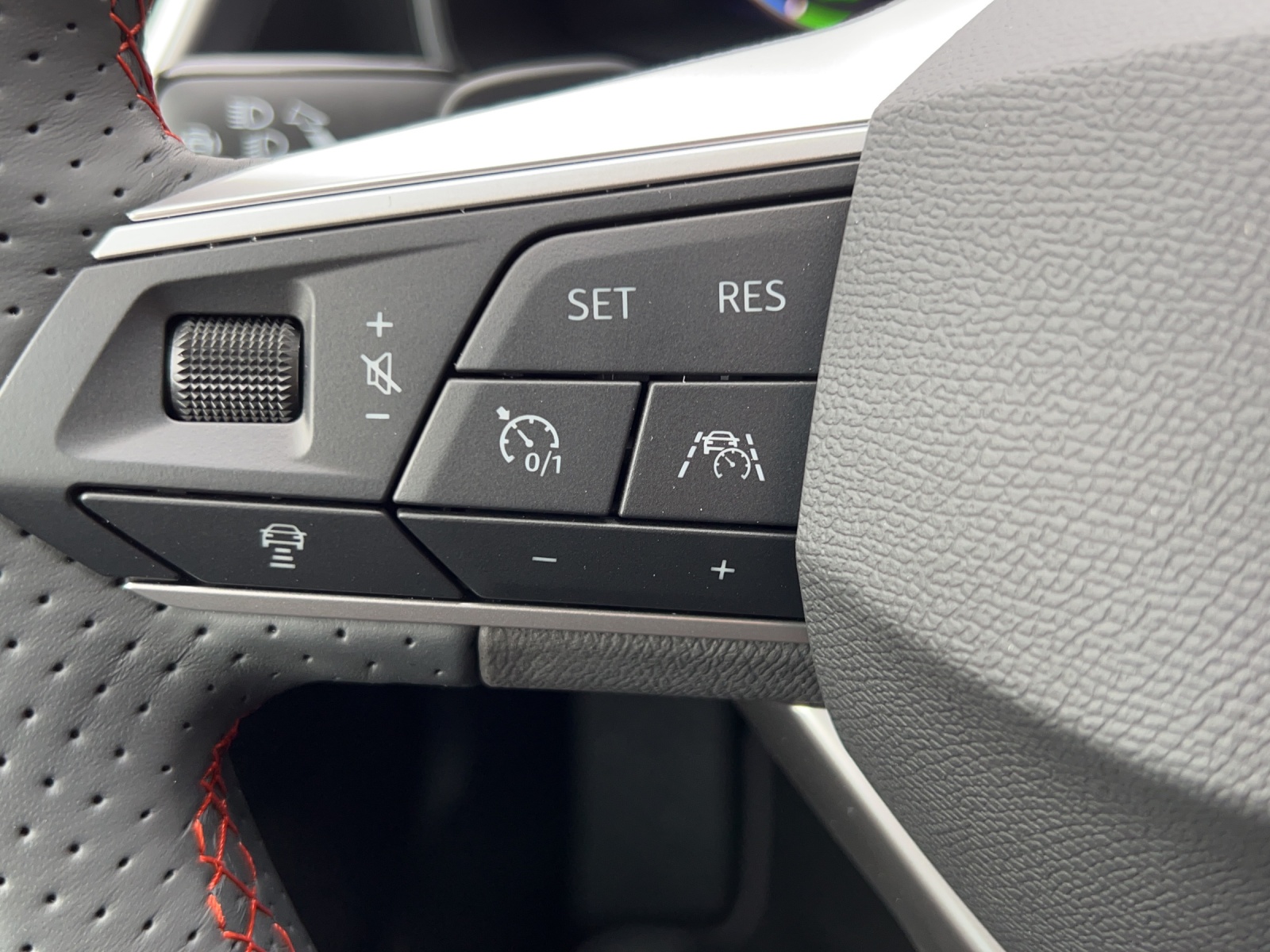 SEAT Leon 1.4 eHybrid Move FR DSG-image-8