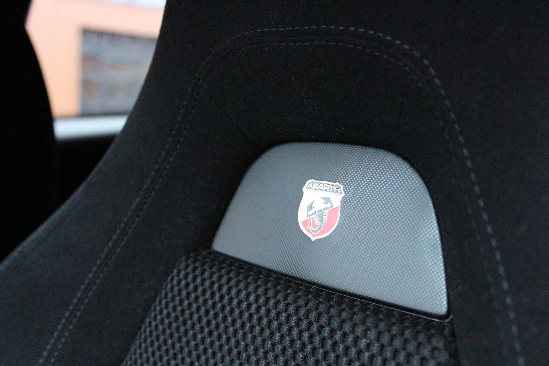 FIAT Punto Abarth-image-16