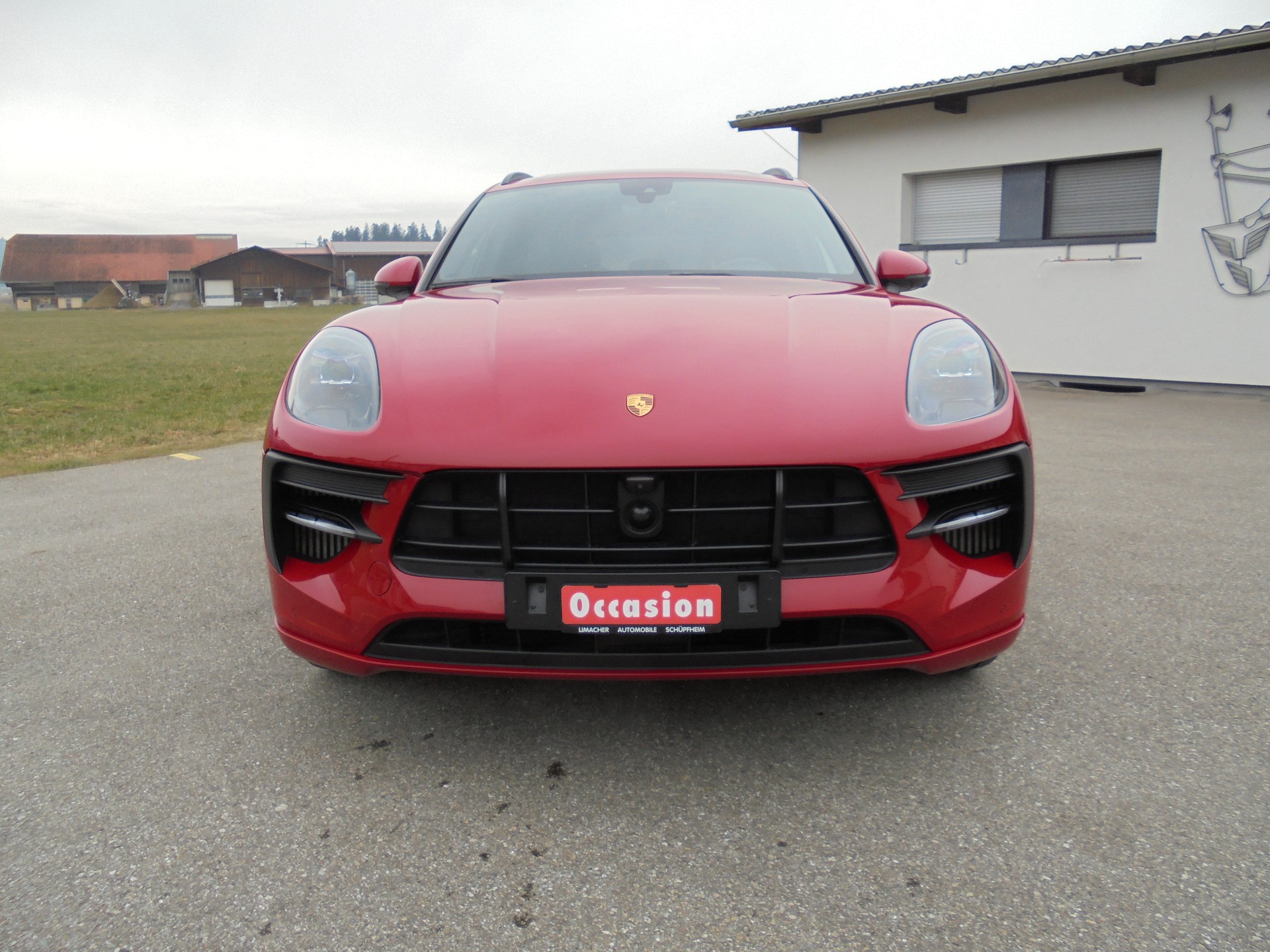 PORSCHE Macan GTS PDK-showroom-element-1
