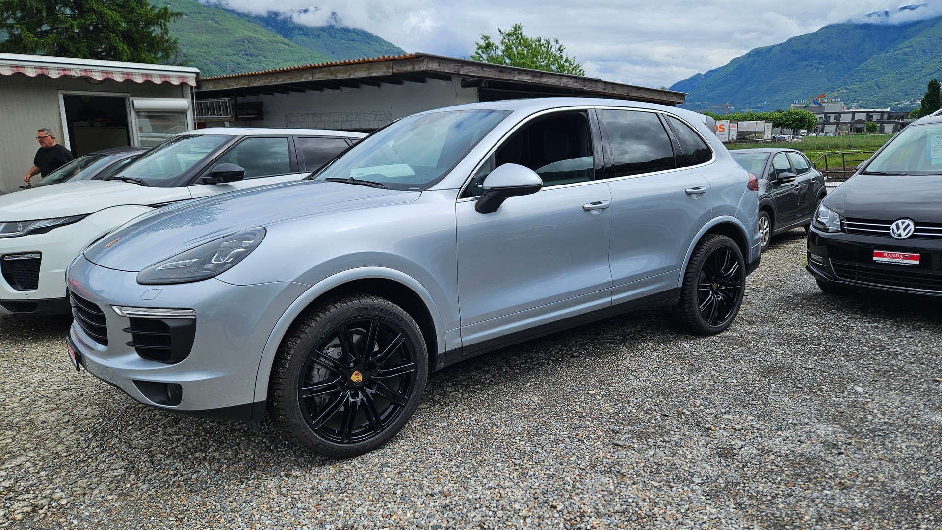 PORSCHE Cayenne S Diesel-image-1