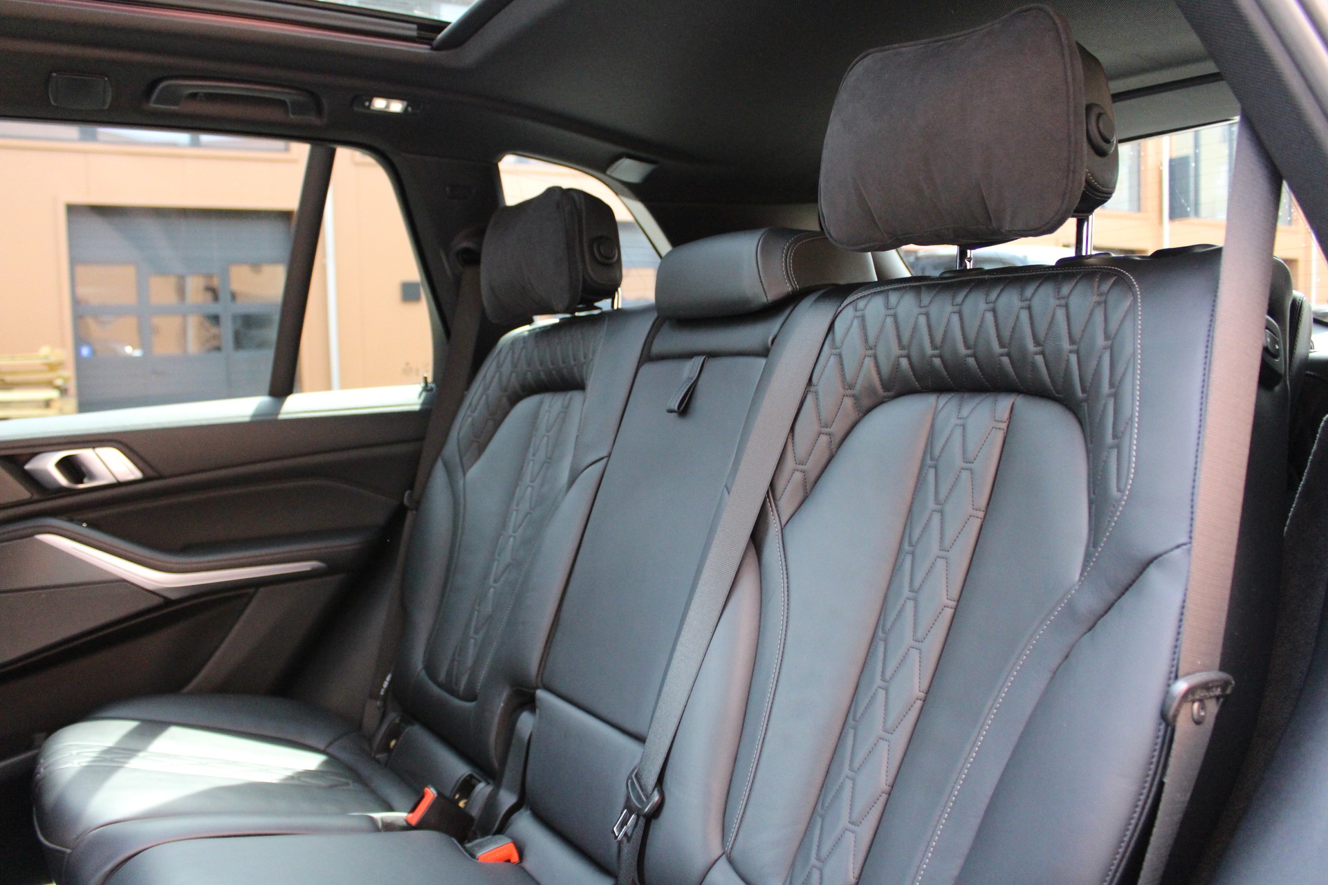 BMW X5 xDrive 40i M-Sport Steptronic - " 7 Places * Attelage 3500kg *Suspension Pneum. * Toit Pano * Roues 21' * LED Adap"-image-31