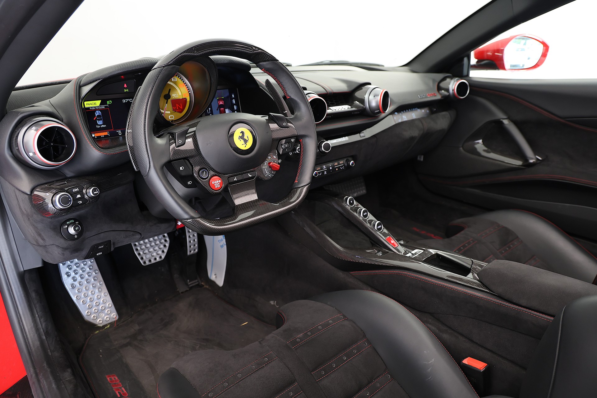 FERRARI 812 GTS-image-17