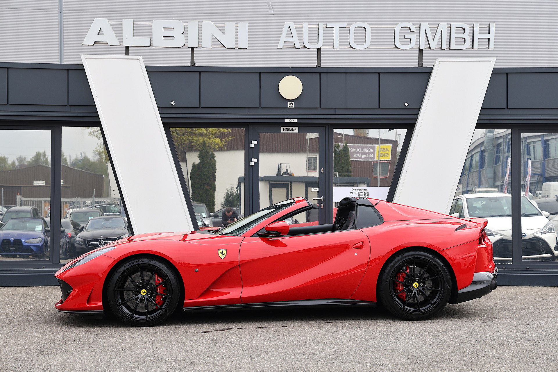 FERRARI 812 GTS-image-12