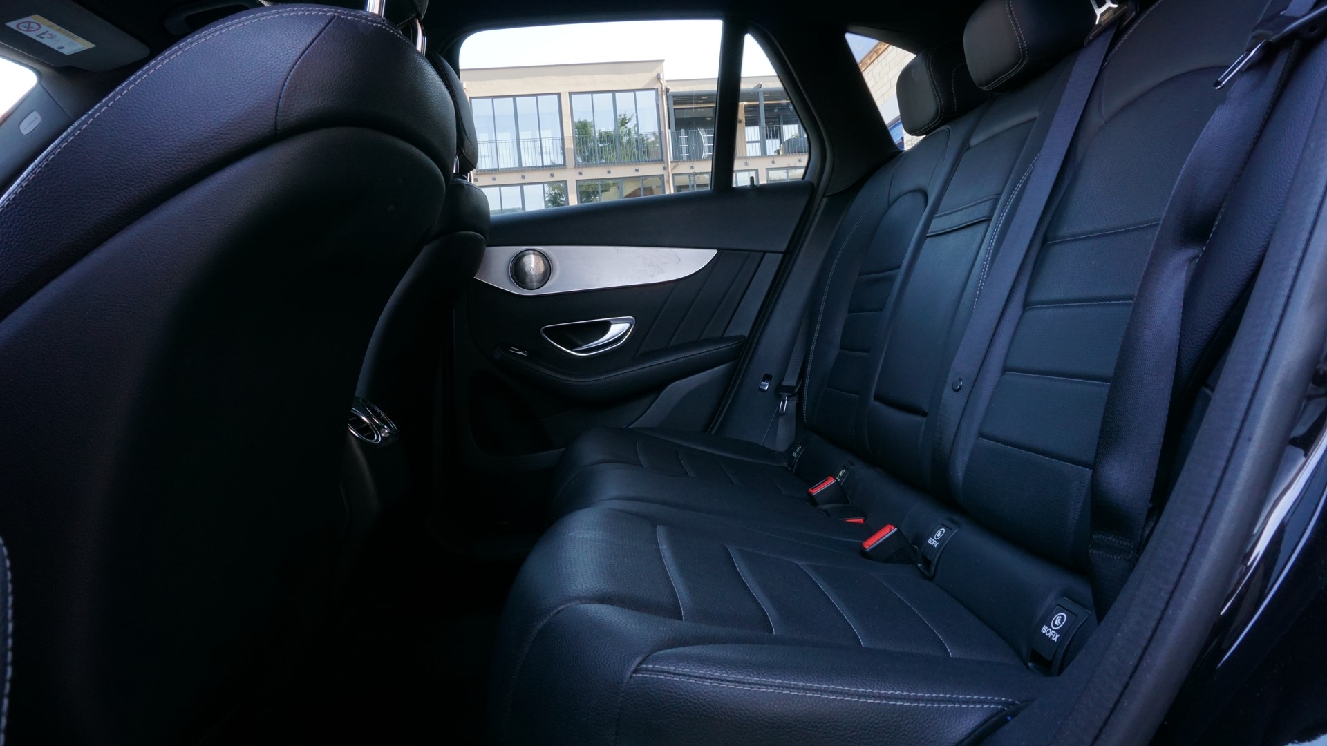 MERCEDES-BENZ GLC 250 d AMG Line 4m-image-15