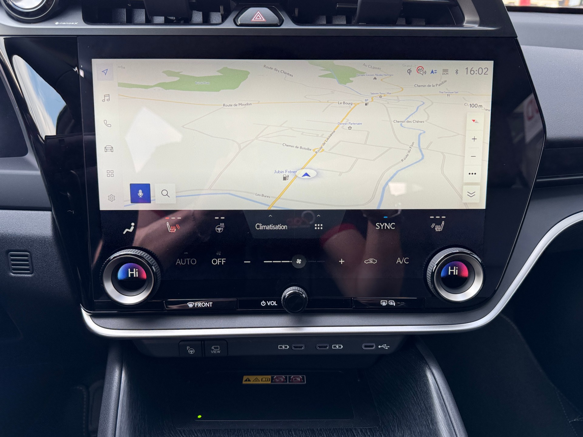 LEXUS RZ 300e 71,4 KW Comfort-image-26