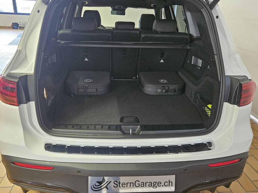 MERCEDES-BENZ EQB 350 4Matic Excellence Edition AMG Line-showroom-element-3