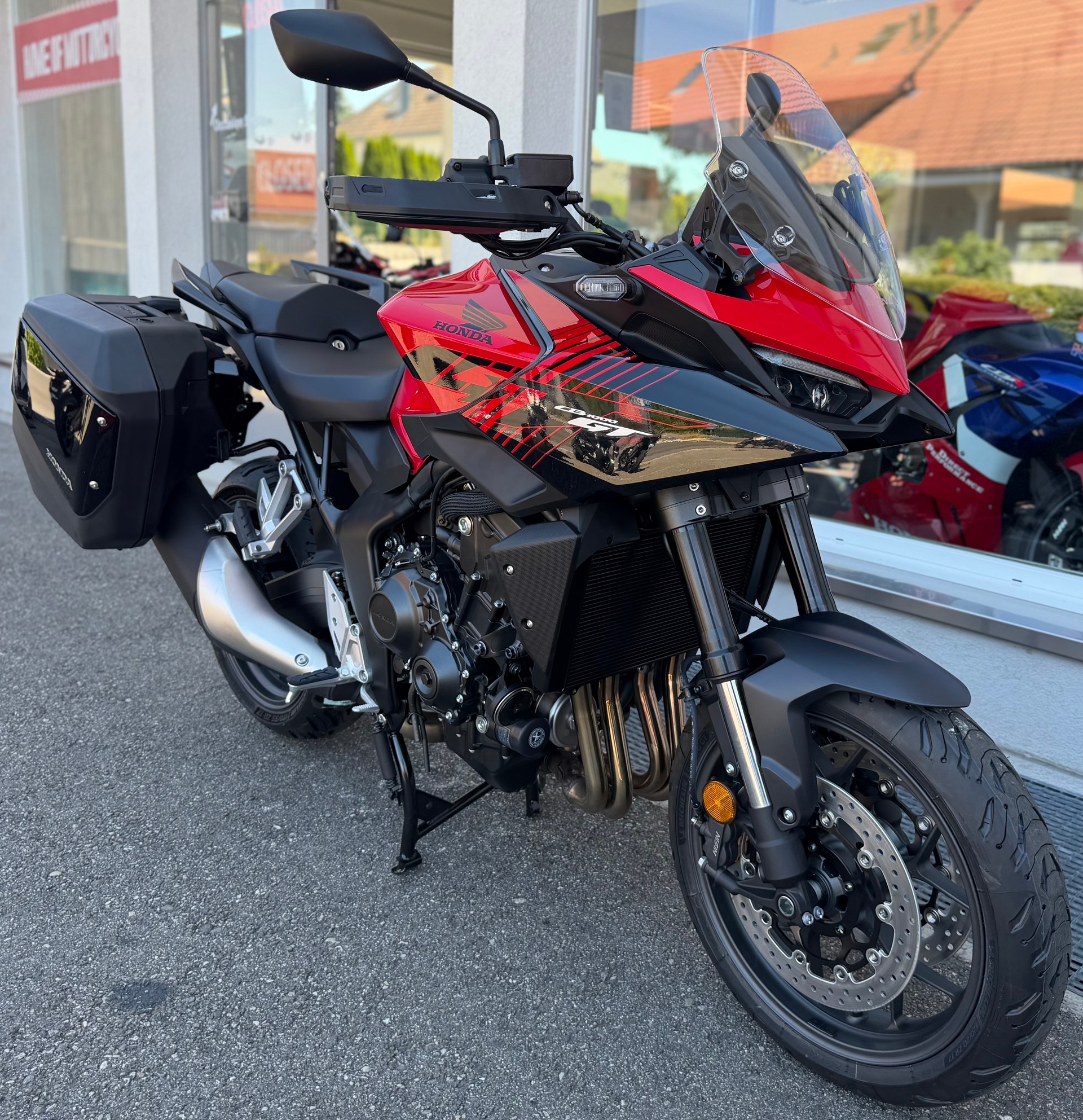 HONDA CB 1000 GT neues Modell 2026-showroom-element-2