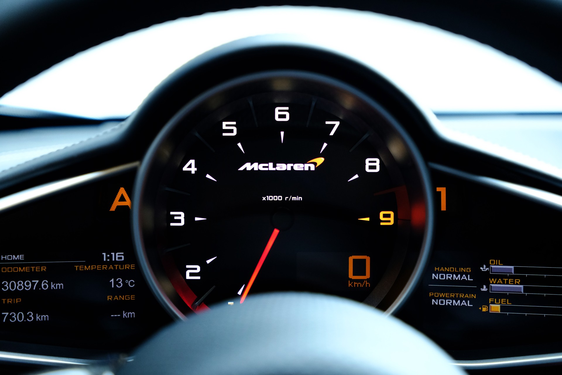 McLAREN MP4-12C Coupé 3.8 V8 SSG-image-30