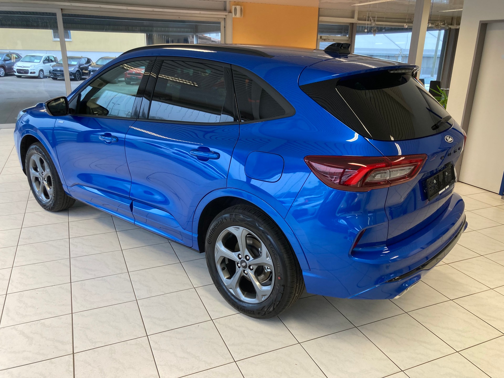 FORD Kuga 2.5 FHEV ST-Line 4WD-image-5