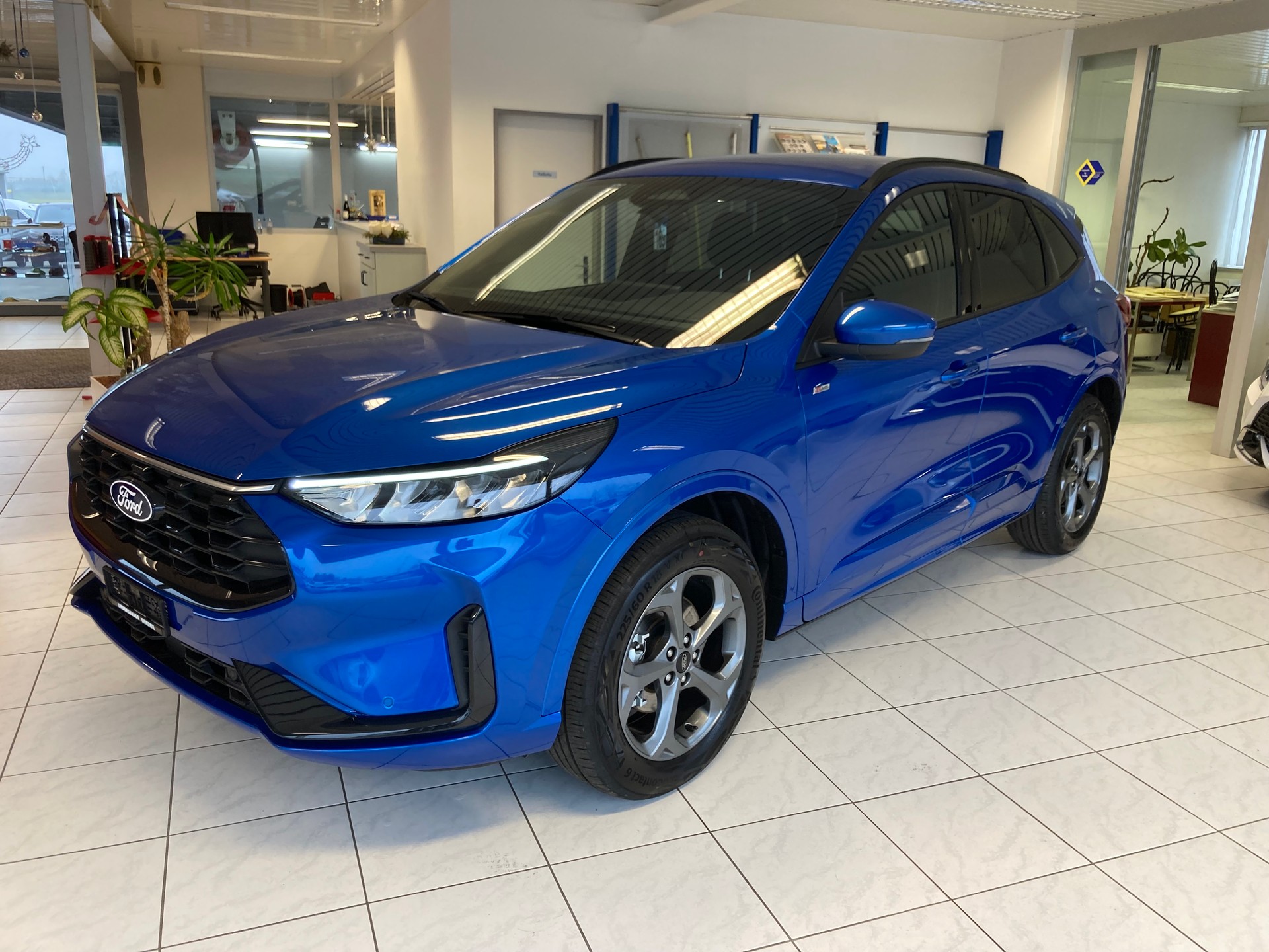 FORD Kuga 2.5 FHEV ST-Line 4WD-image-12