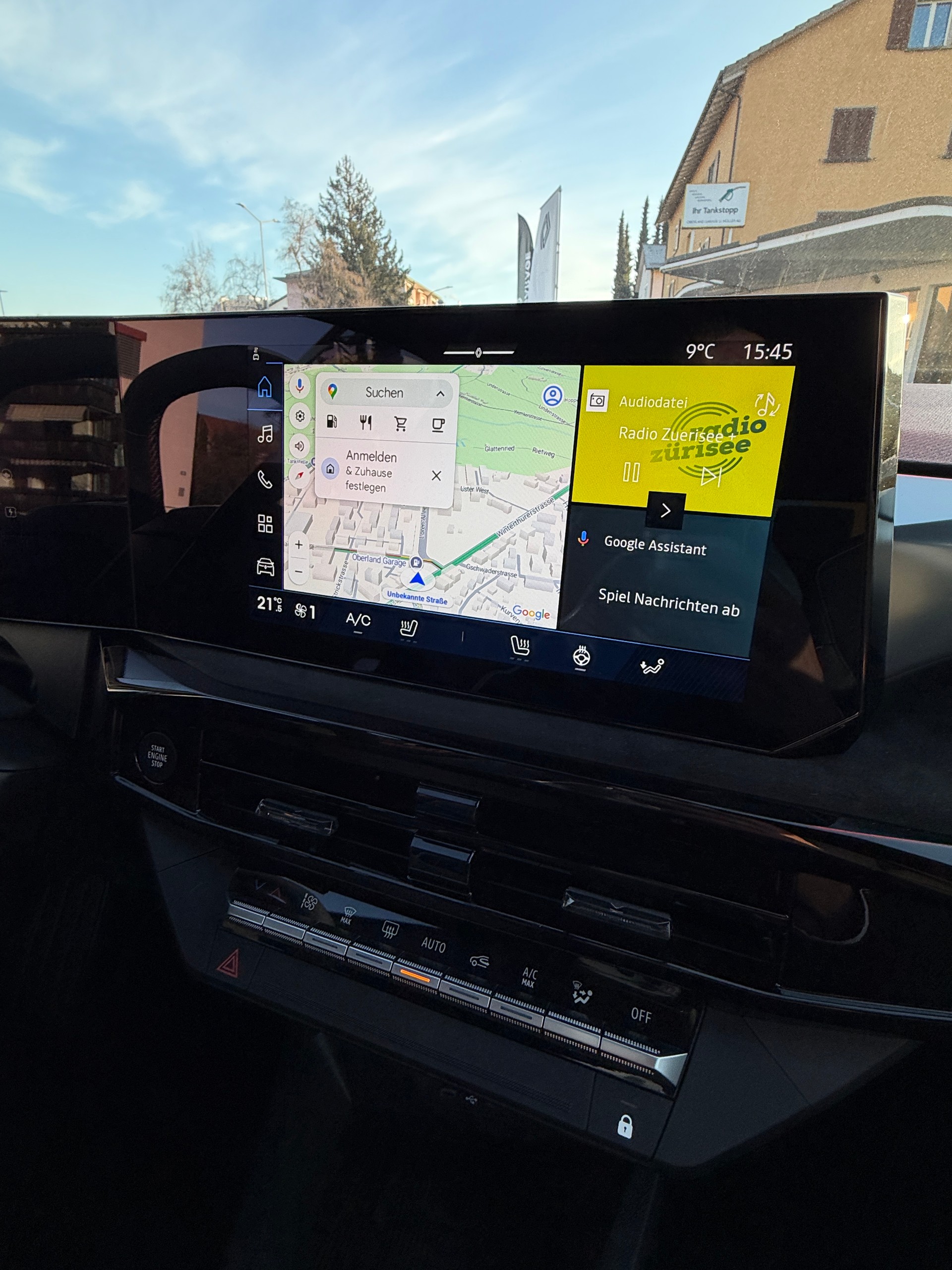 RENAULT Clio 1.8 E-Tech Esprit Alpine-image-9