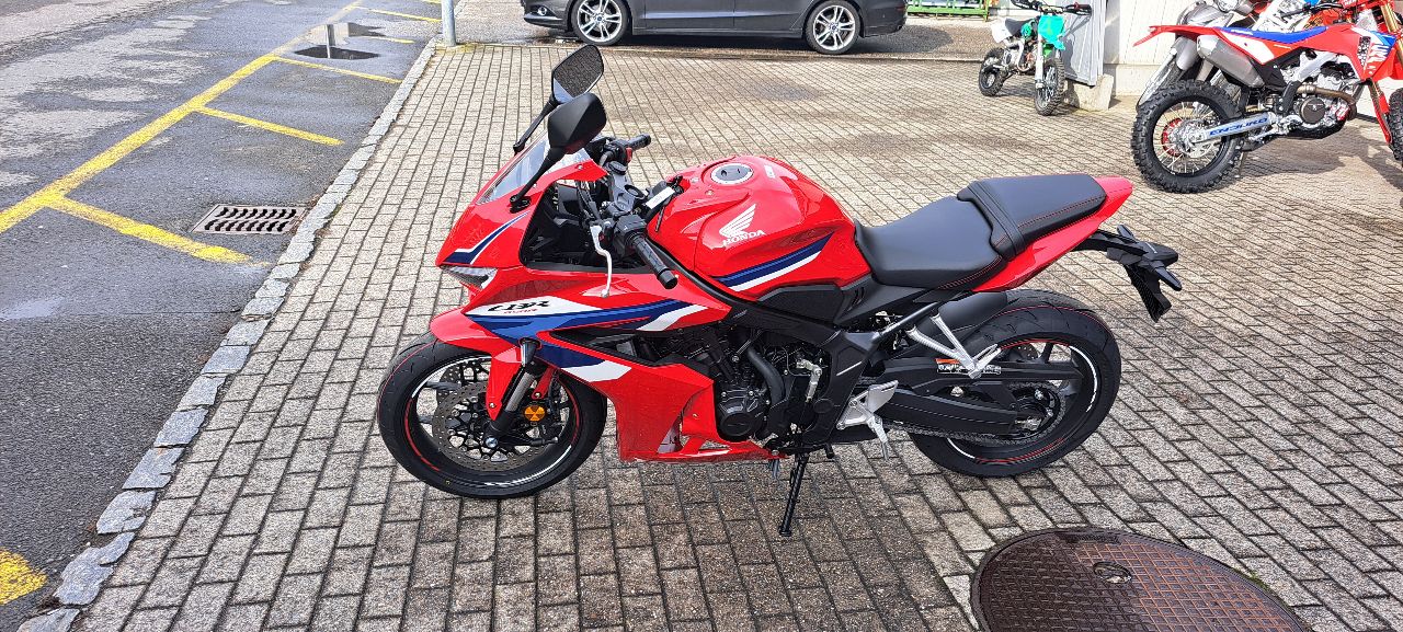 HONDA CBR 650 R E-Clutch-image-2