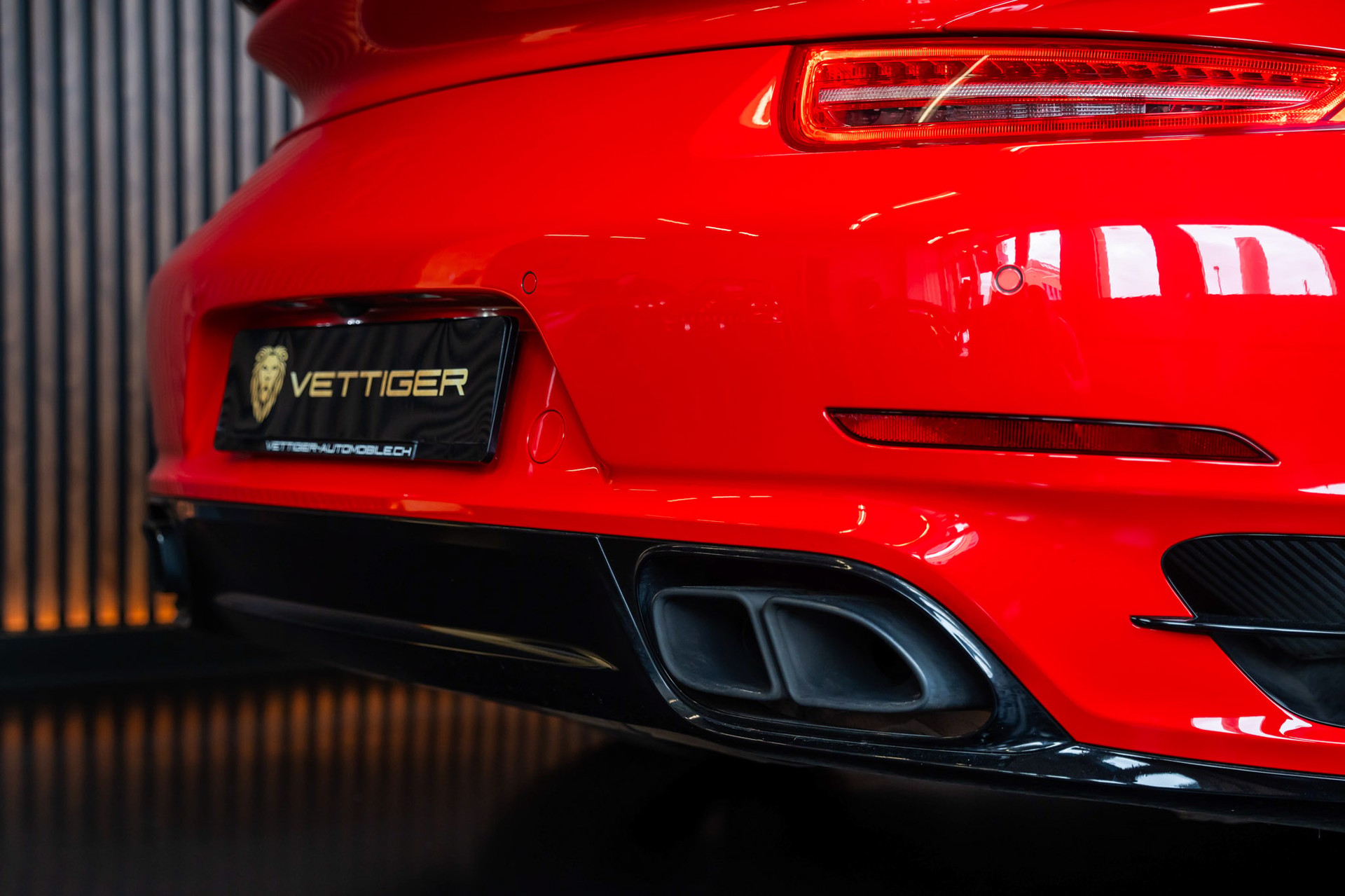 PORSCHE 911 Turbo S PDK-image-30