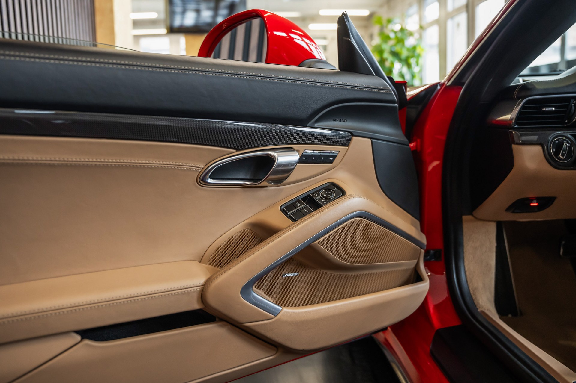 PORSCHE 911 Turbo S PDK-image-17