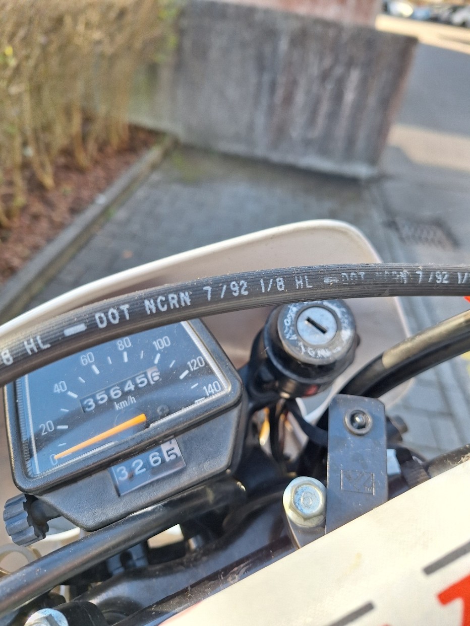 YAMAHA TT 600-image-2