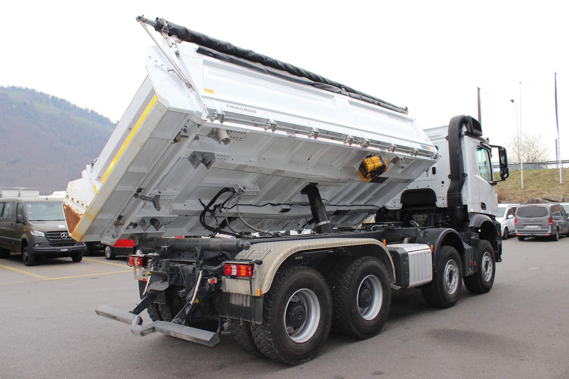 MERCEDES-BENZ Arocs 3548-image-8