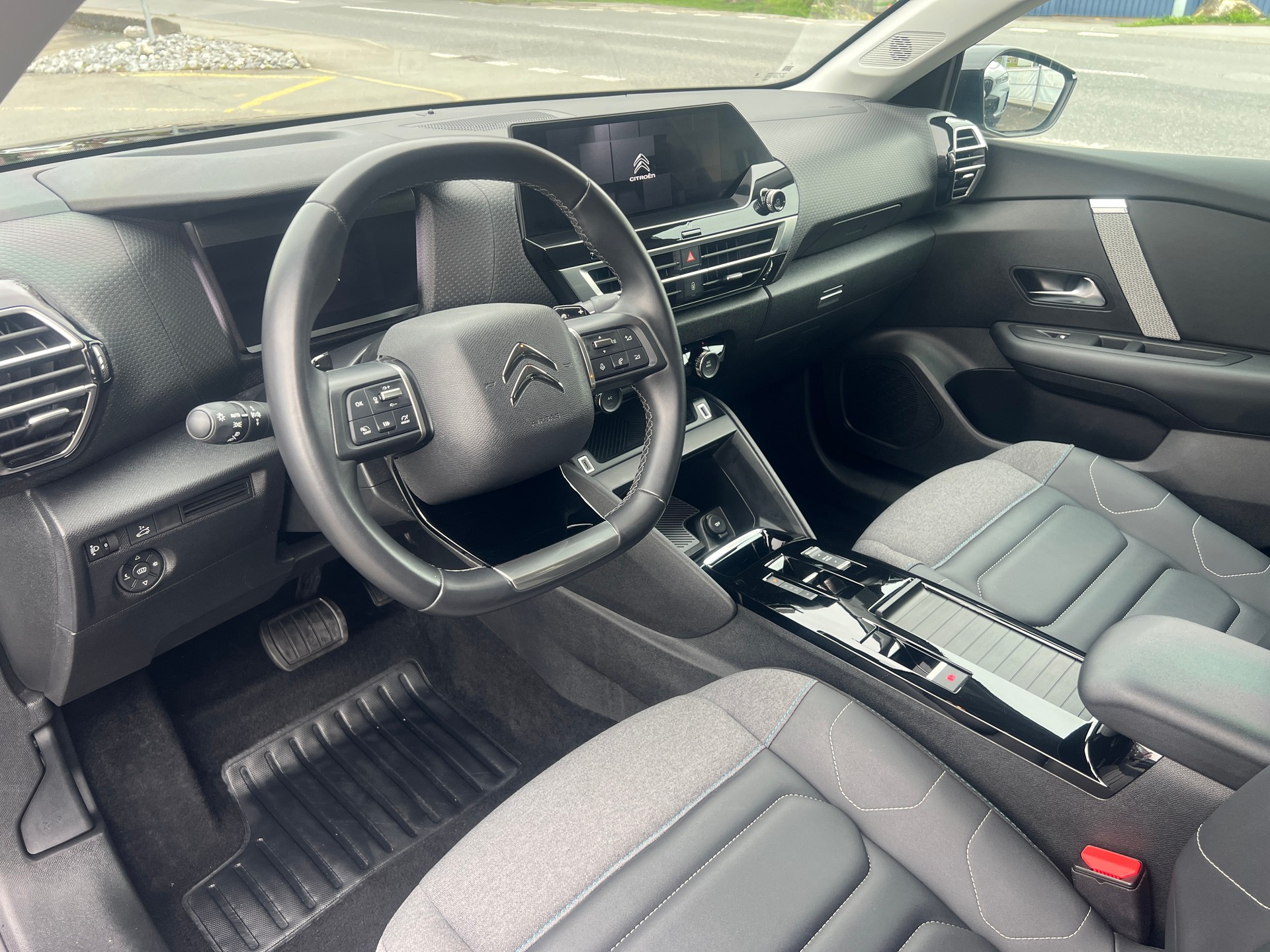 CITROEN C4 X 1.5 BlueHDi Max-image-8