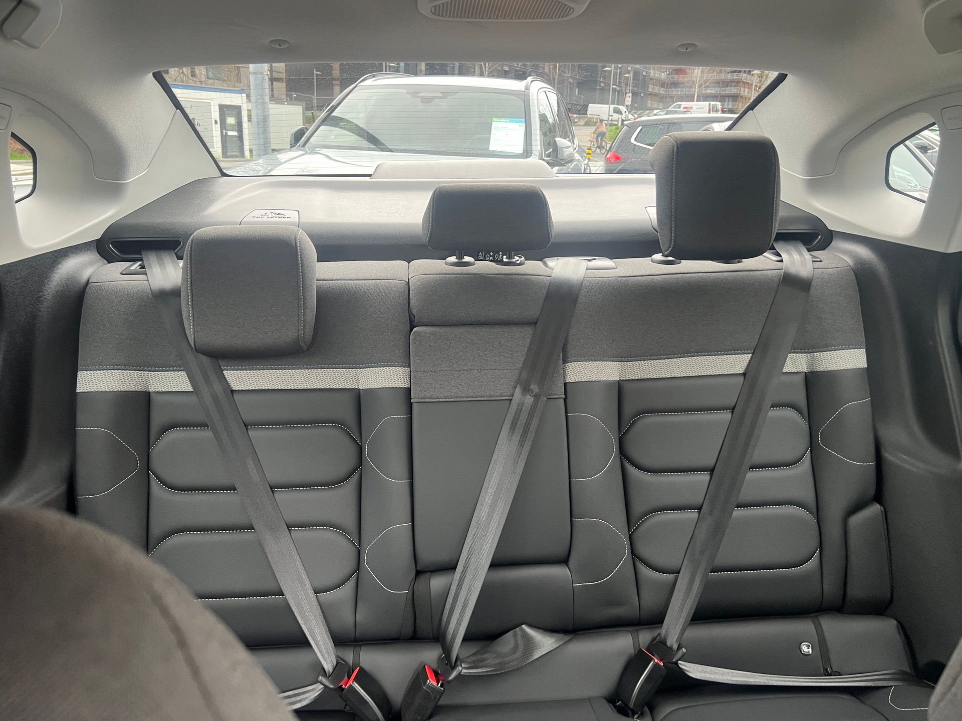 CITROEN C4 X 1.5 BlueHDi Max-image-10