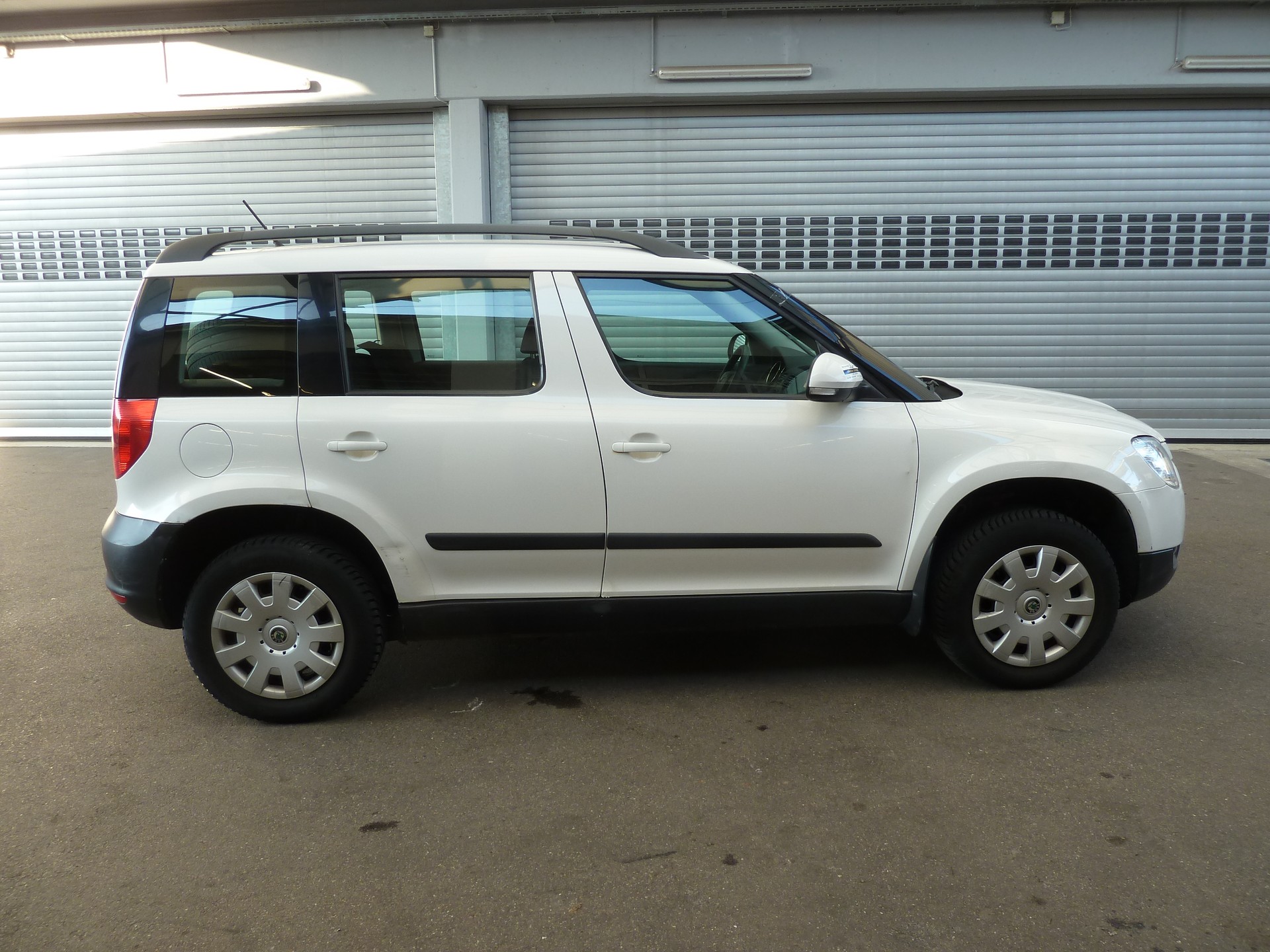 SKODA Yeti 1.8 TSI Ambition 4x4-image-8