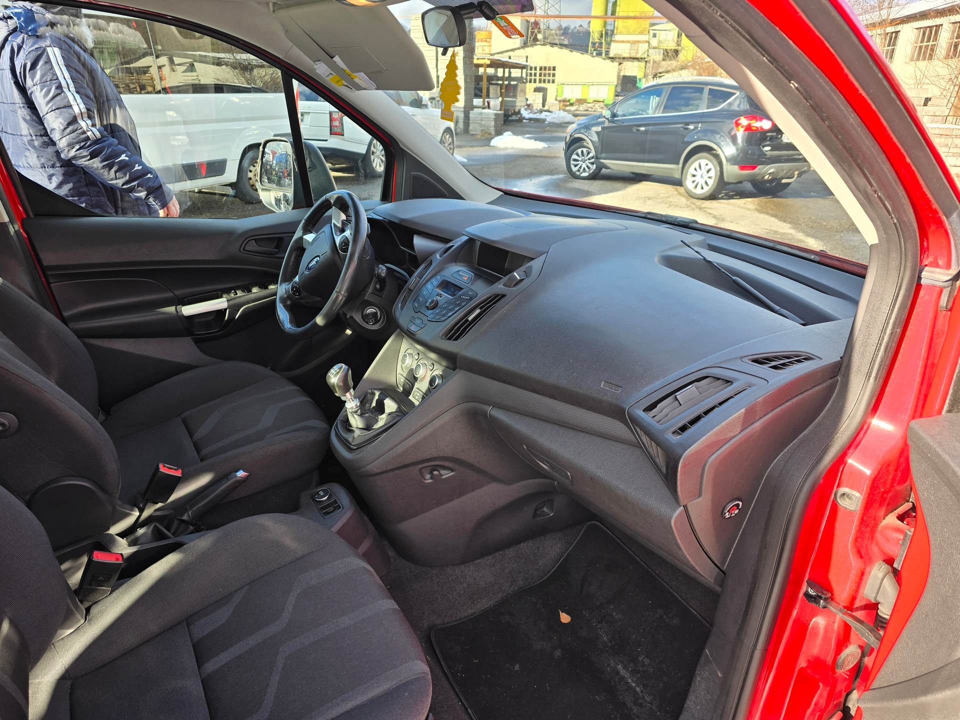 FORD Tourneo Connect 1.0 SCTi Titanium-image-1