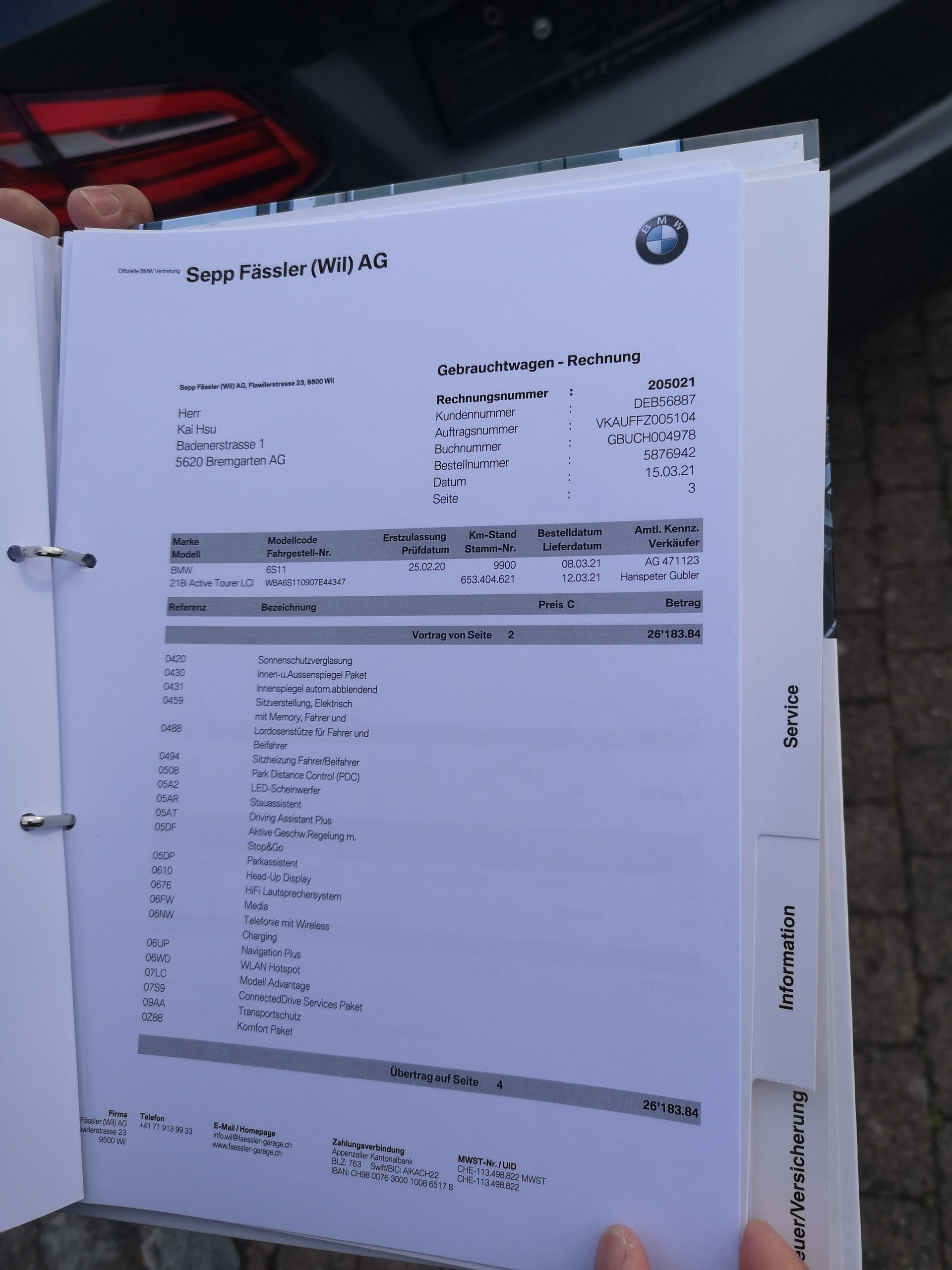 BMW 218i Active Tourer DKG Sport Line-image-11
