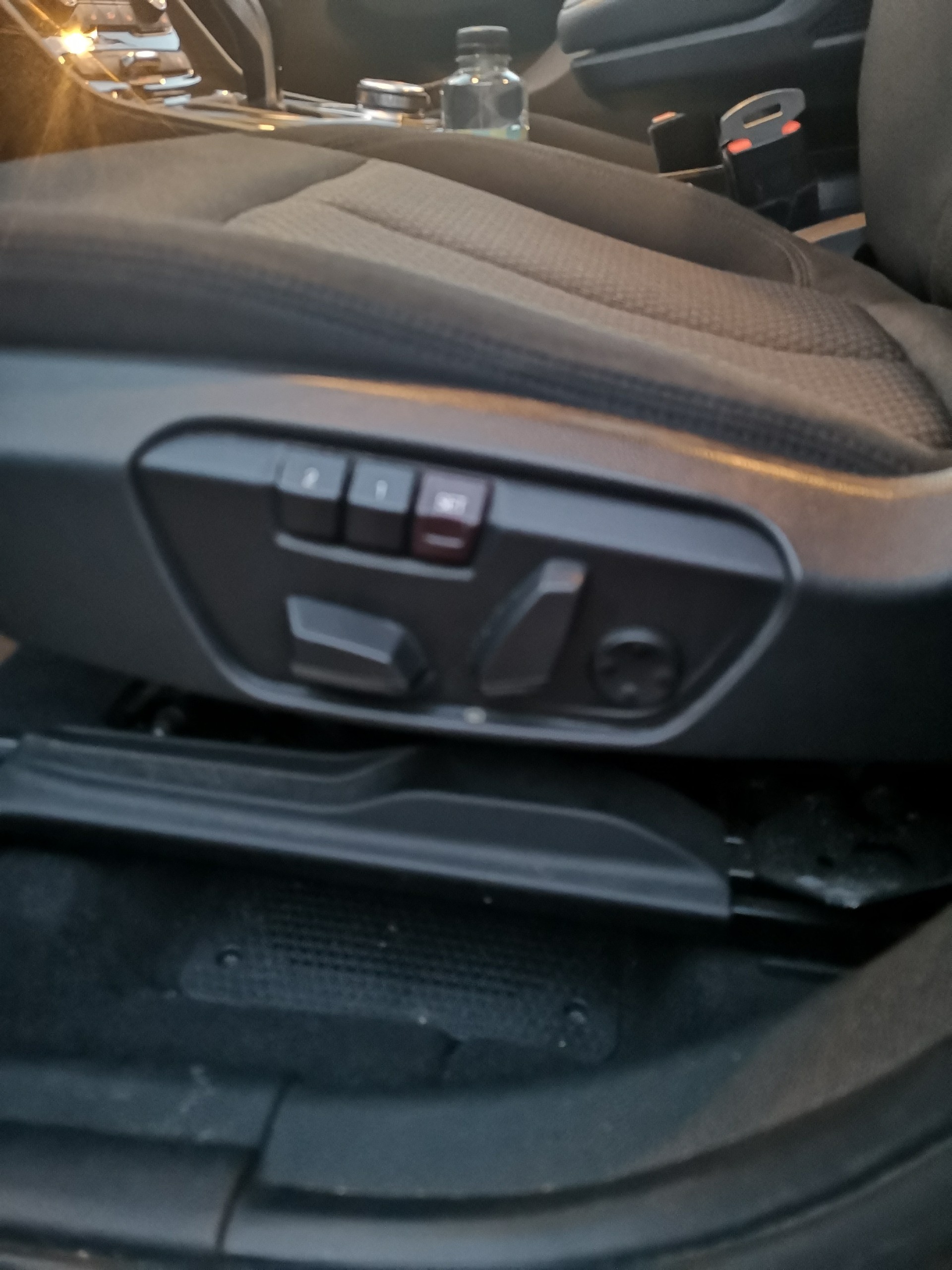 BMW 218i-image-19