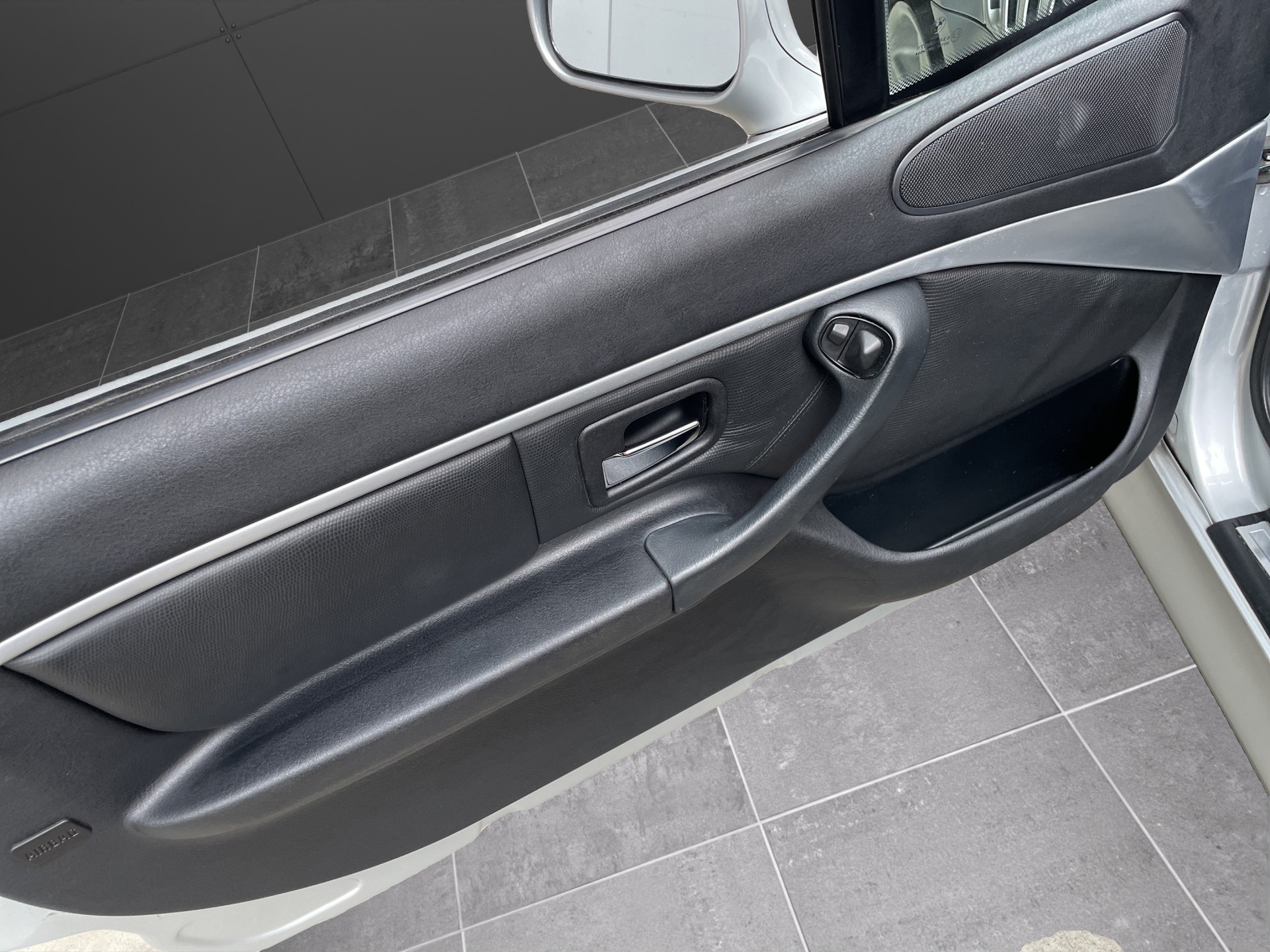 BMW Z3 3.0i Roadster-image-13