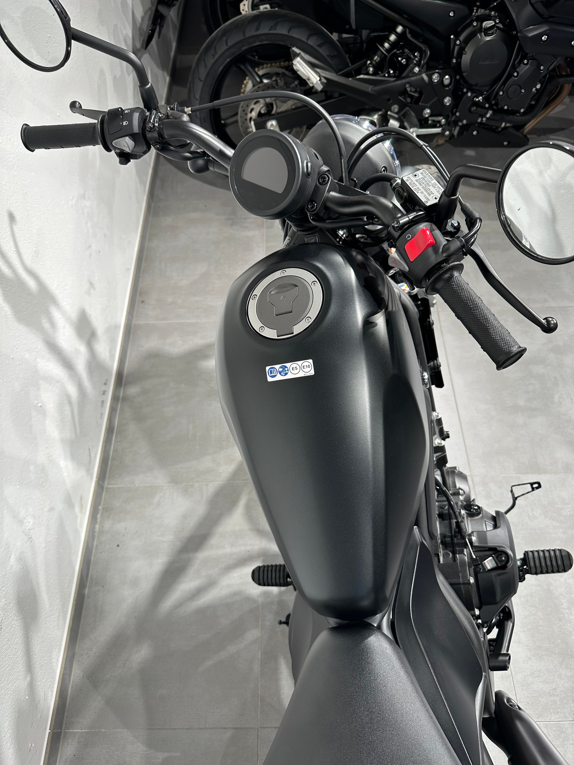HONDA CMX500 Rebel-image-3