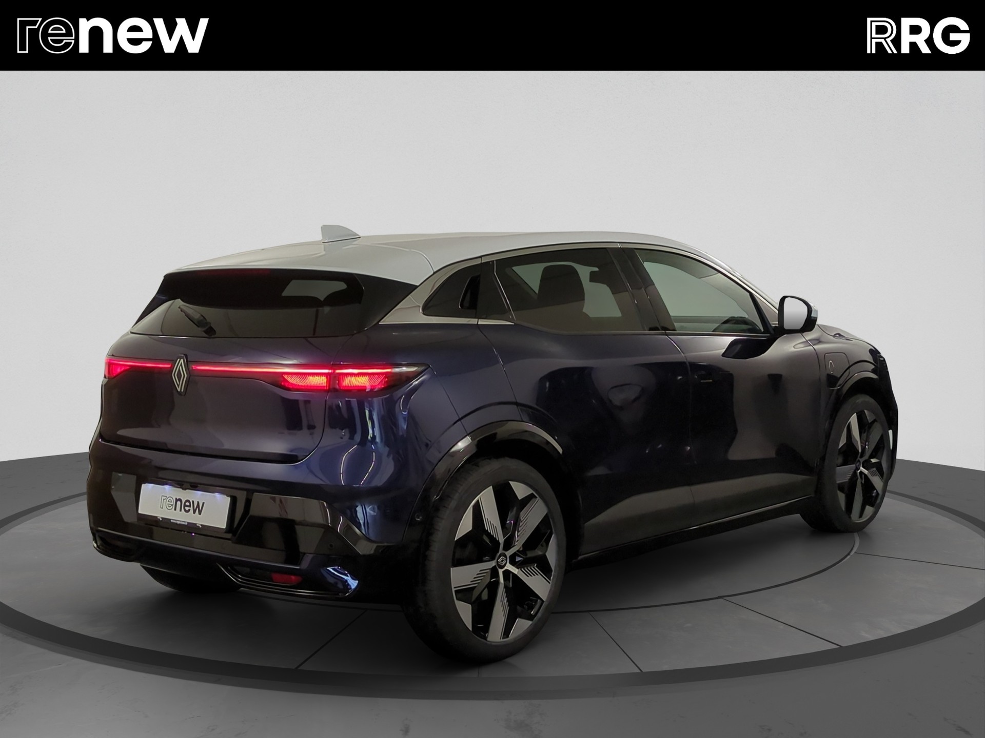RENAULT Mégane E-TECH EV60 Techno-showroom-element-2