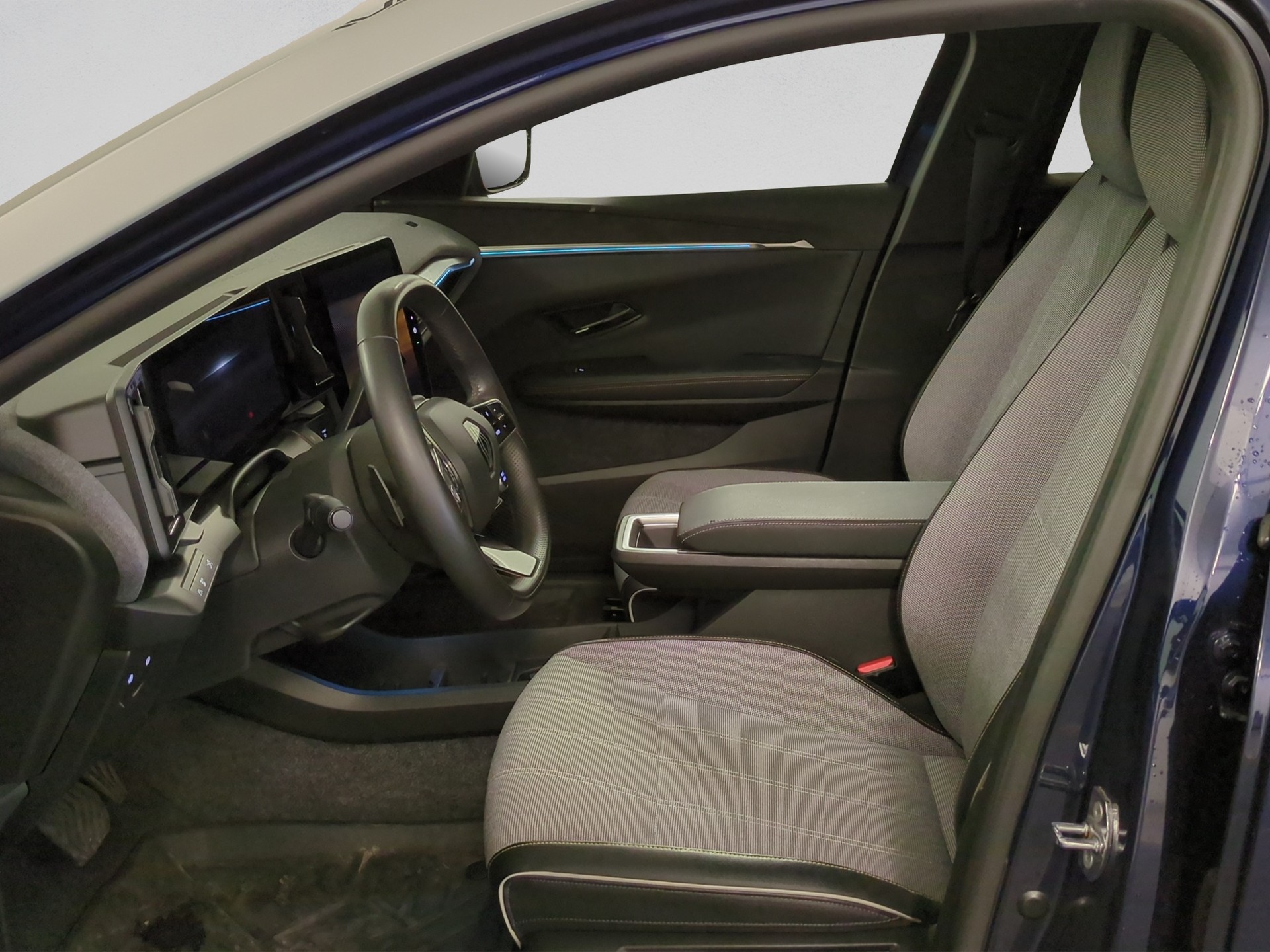 RENAULT Mégane E-TECH EV60 Techno-image-8