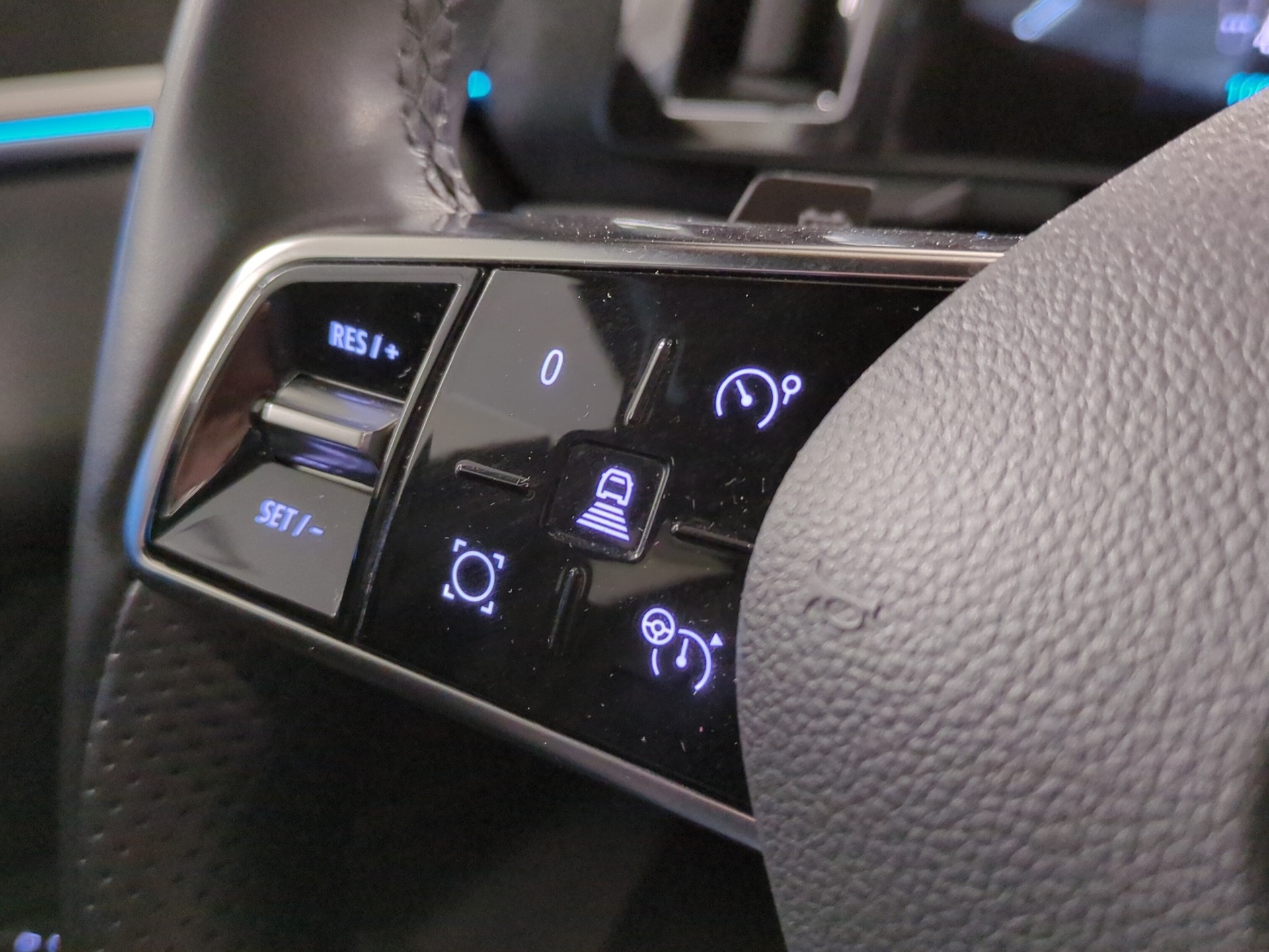 RENAULT Mégane E-TECH EV60 Techno-image-21