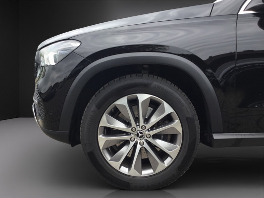 MERCEDES-BENZ GLE 300 d 4Matic-image-12