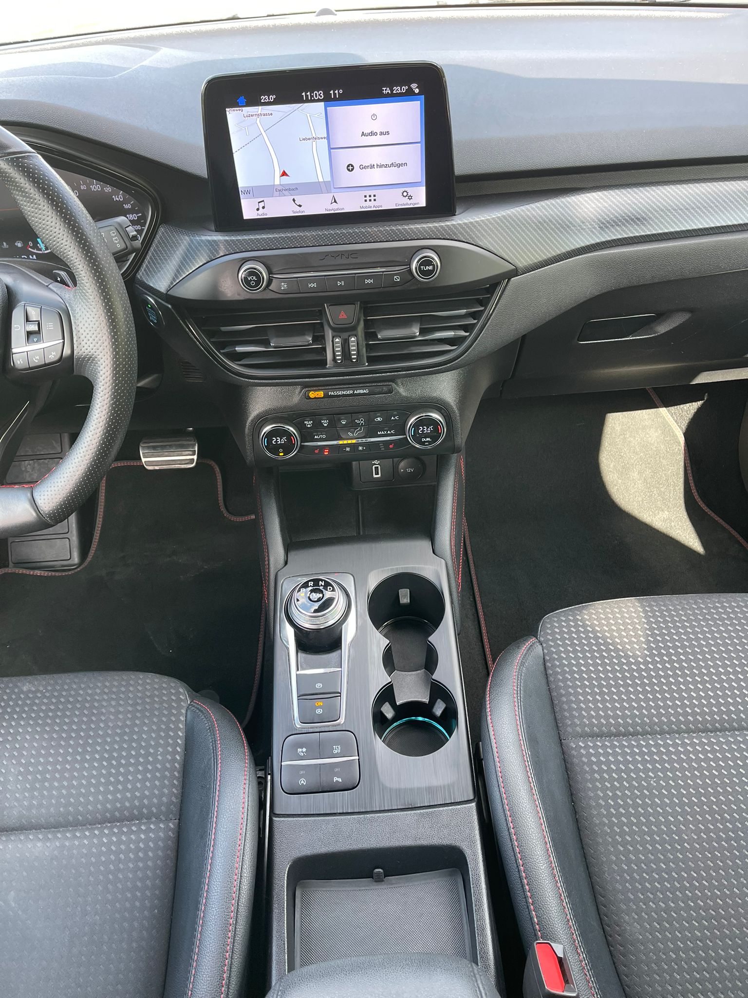 FORD Focus 2.0 TDCi ST Line Automatic-image-7