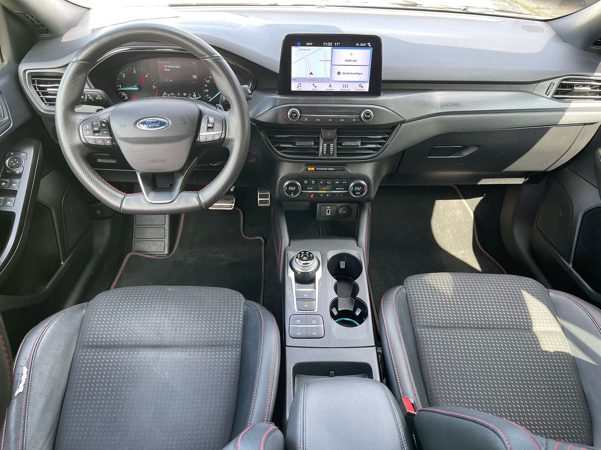 FORD Focus 2.0 TDCi ST Line Automatic-image-6