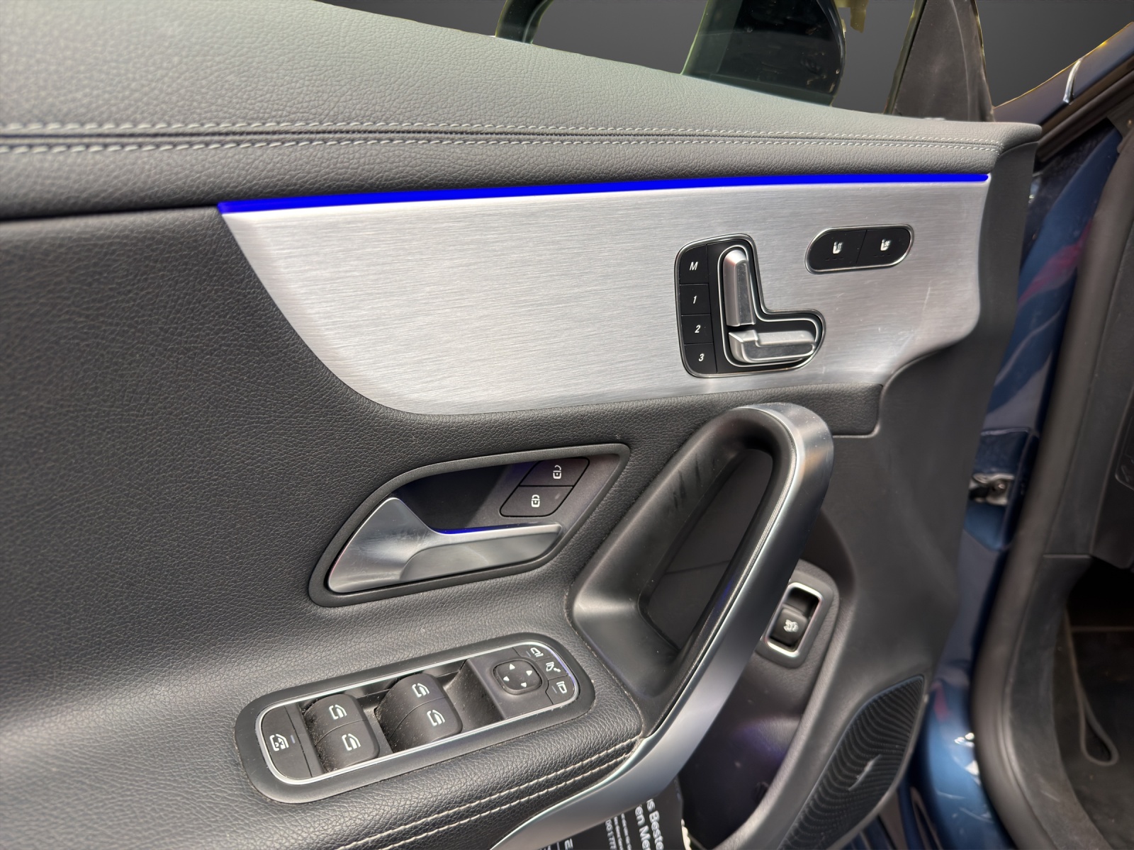 MERCEDES-BENZ CLA SB 35 AMG 4Matic-image-12