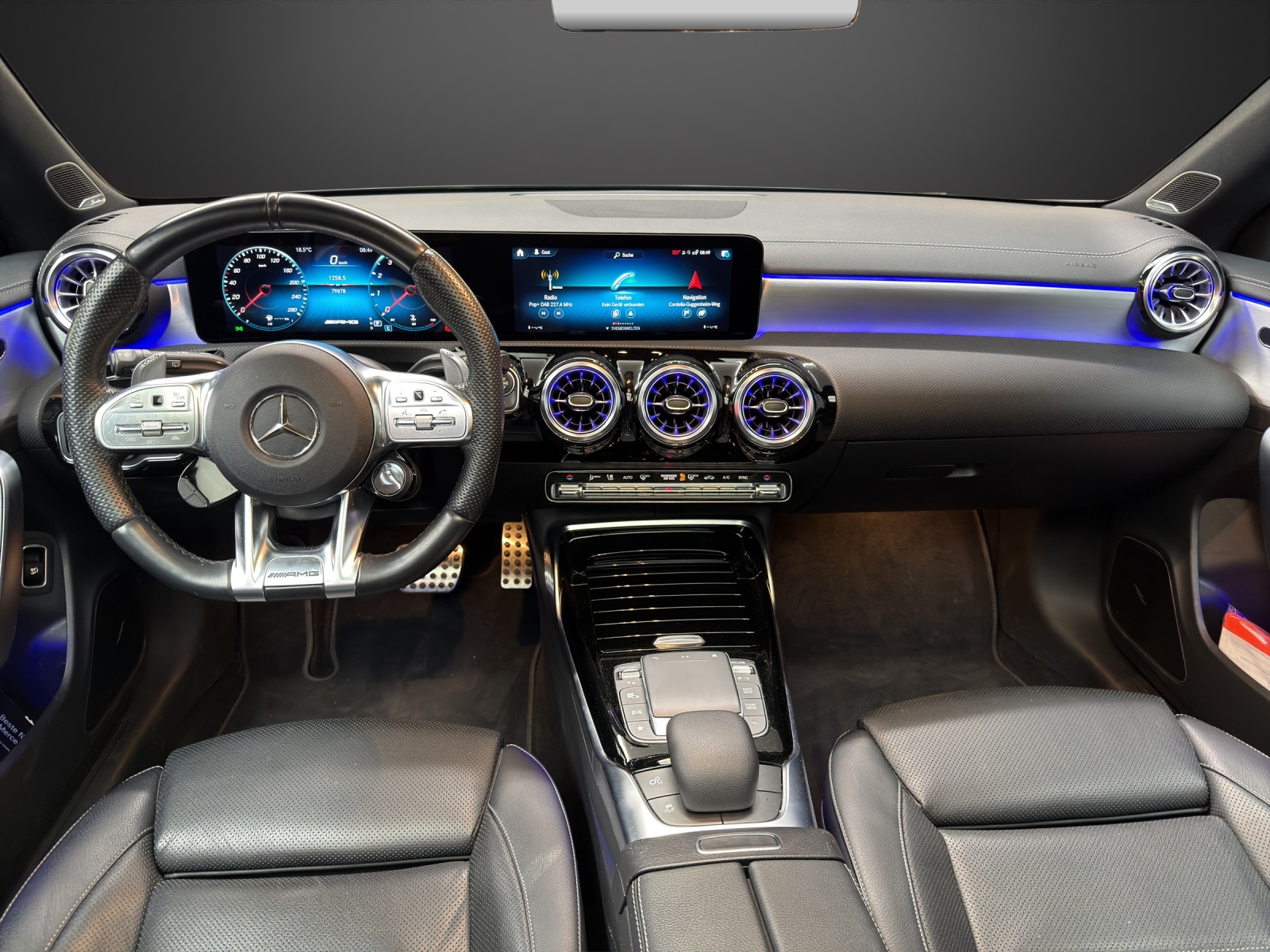 MERCEDES-BENZ CLA SB 35 AMG 4Matic-image-6