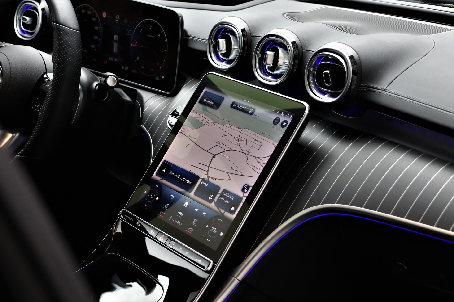 MERCEDES-BENZ C 220 d T 4Matic AMG Line (CH)-image-17