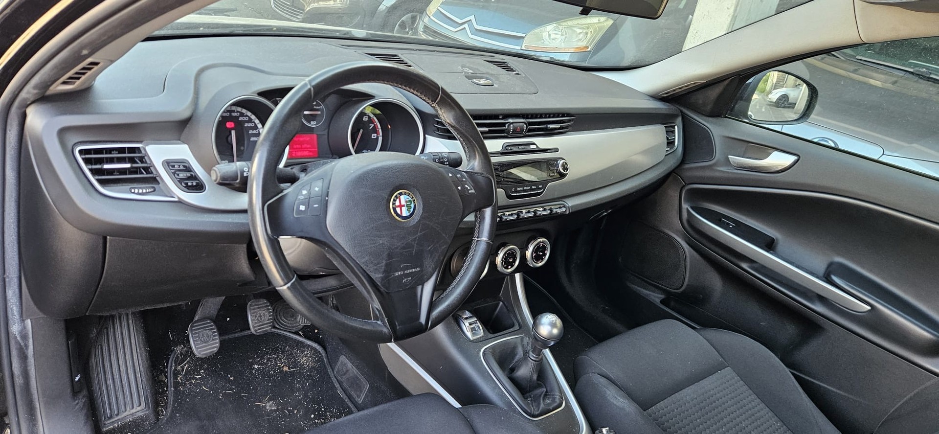 ALFA ROMEO Giulietta 1.4 MultiAir Progression-image-4