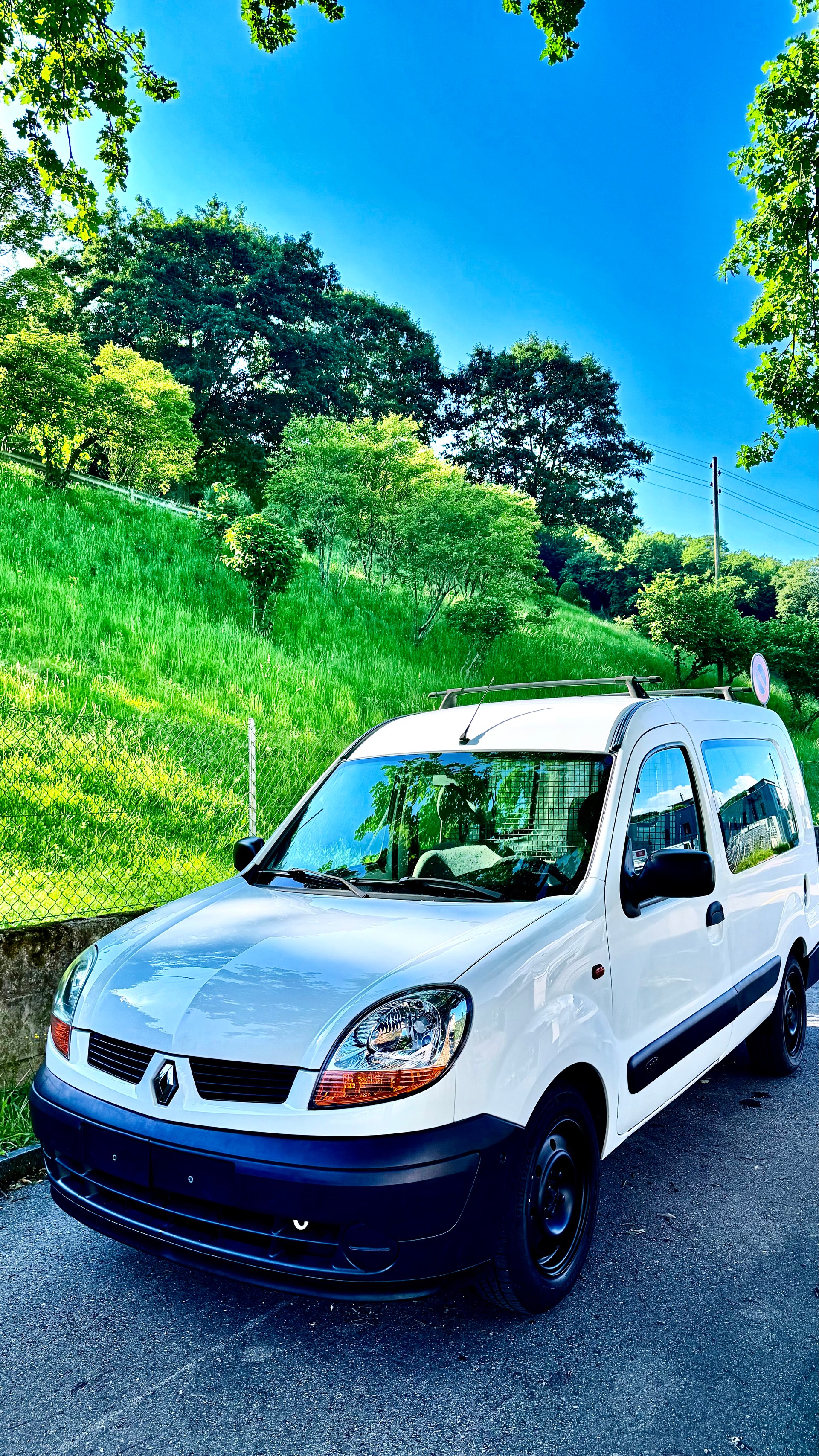 RENAULT Kangoo 1.5 dCi Grand Volume-image-2