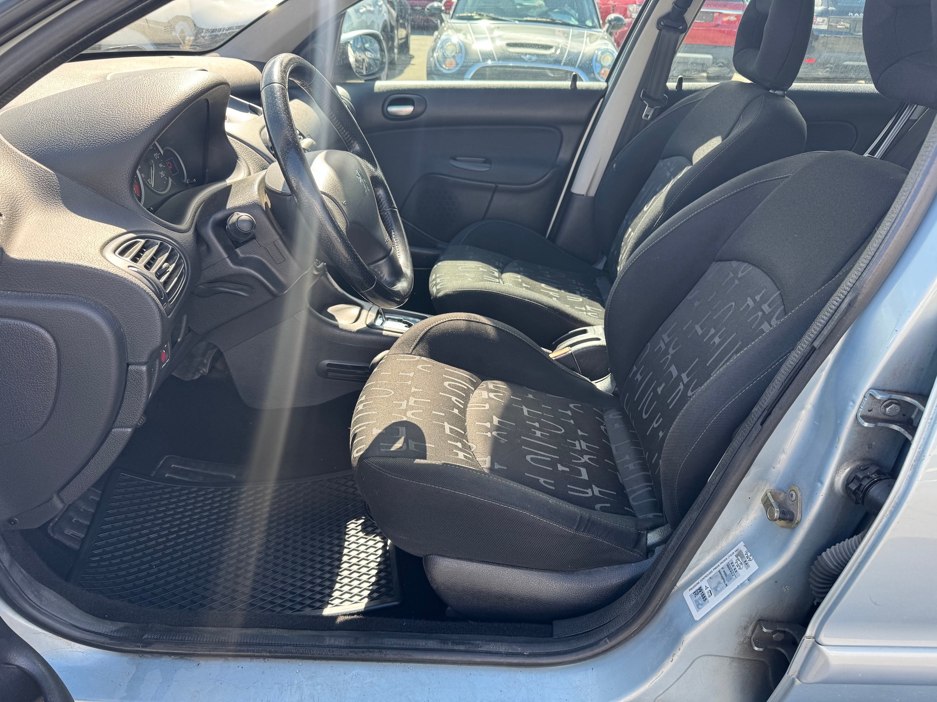 PEUGEOT 206 SW 1.6 16V Quiksilver-image-7