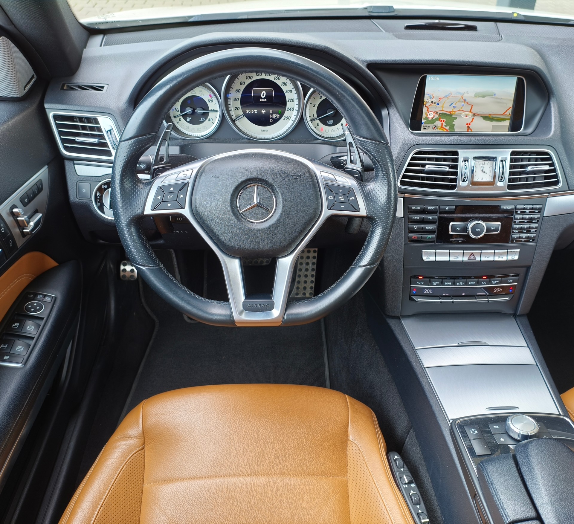 MERCEDES-BENZ E 350 4Matic 7G-Tronic AMG Line-image-10