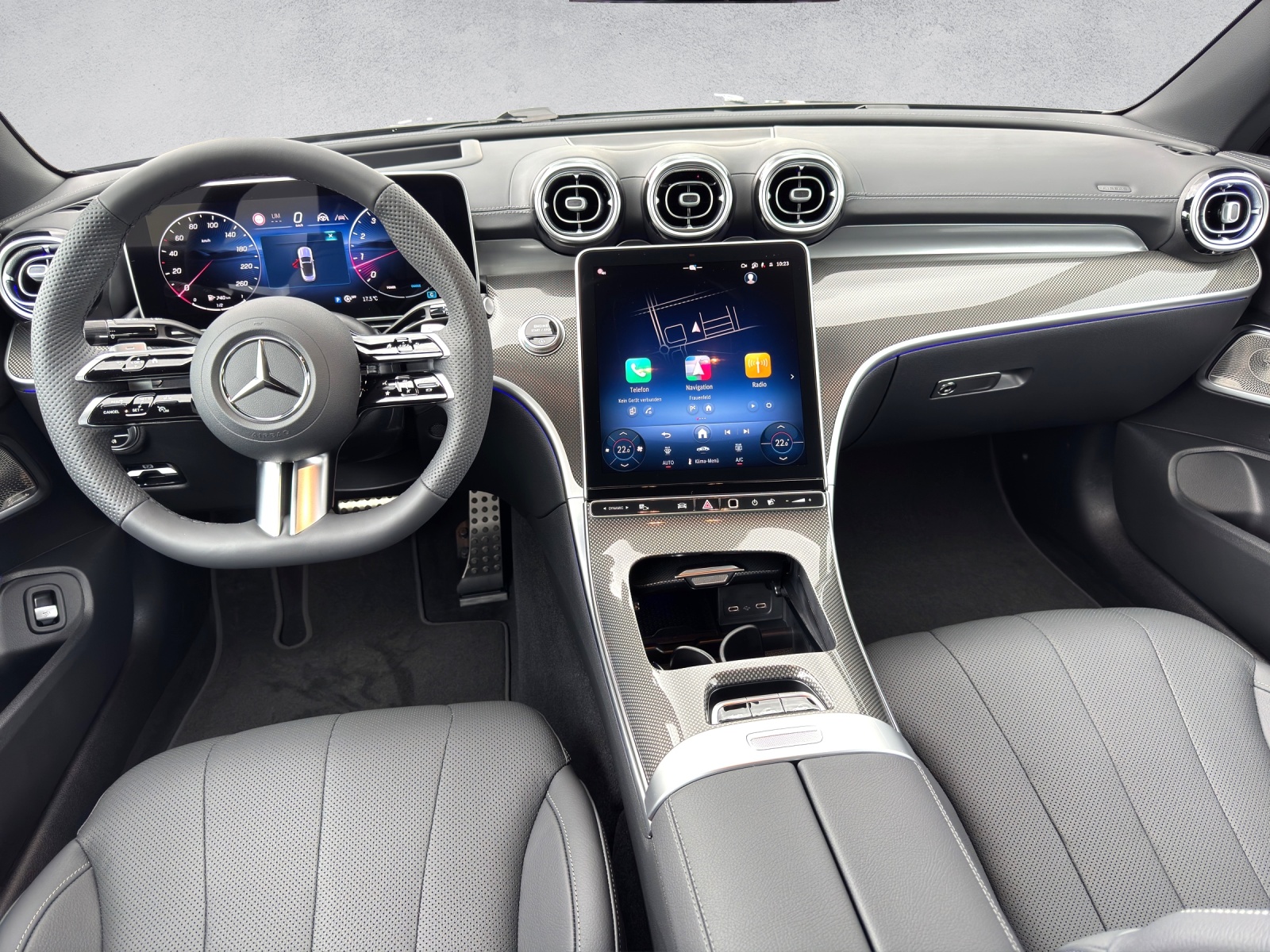 MERCEDES-BENZ CLE 300 AMG Line 4Matic Cabriolet-image-14